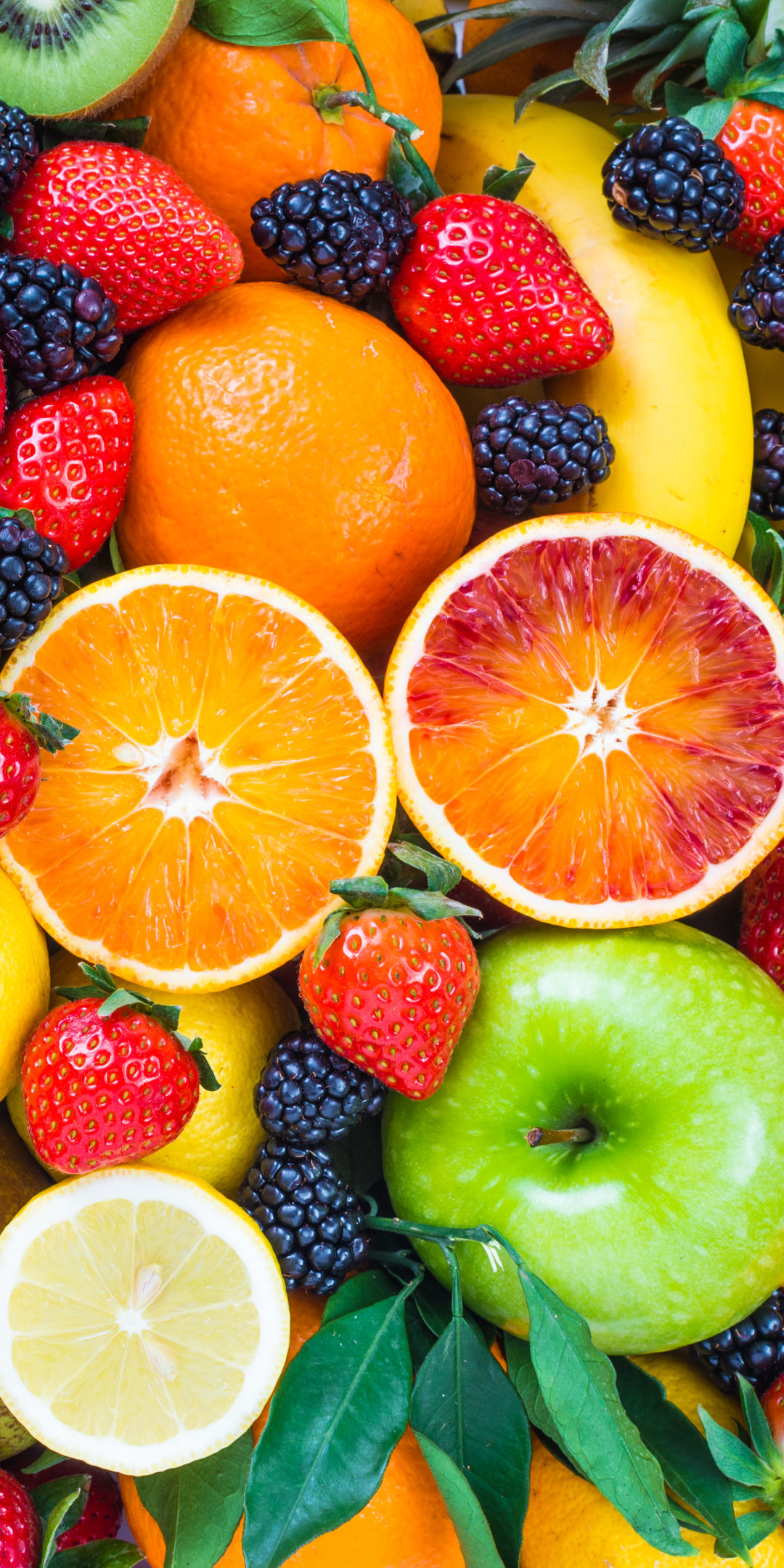 Handy-Wallpaper Erdbeere, Kiwi, Brombeere, Beere, Frucht, Apfel, Nahrungsmittel, Früchte, Orange (Obst) kostenlos herunterladen.