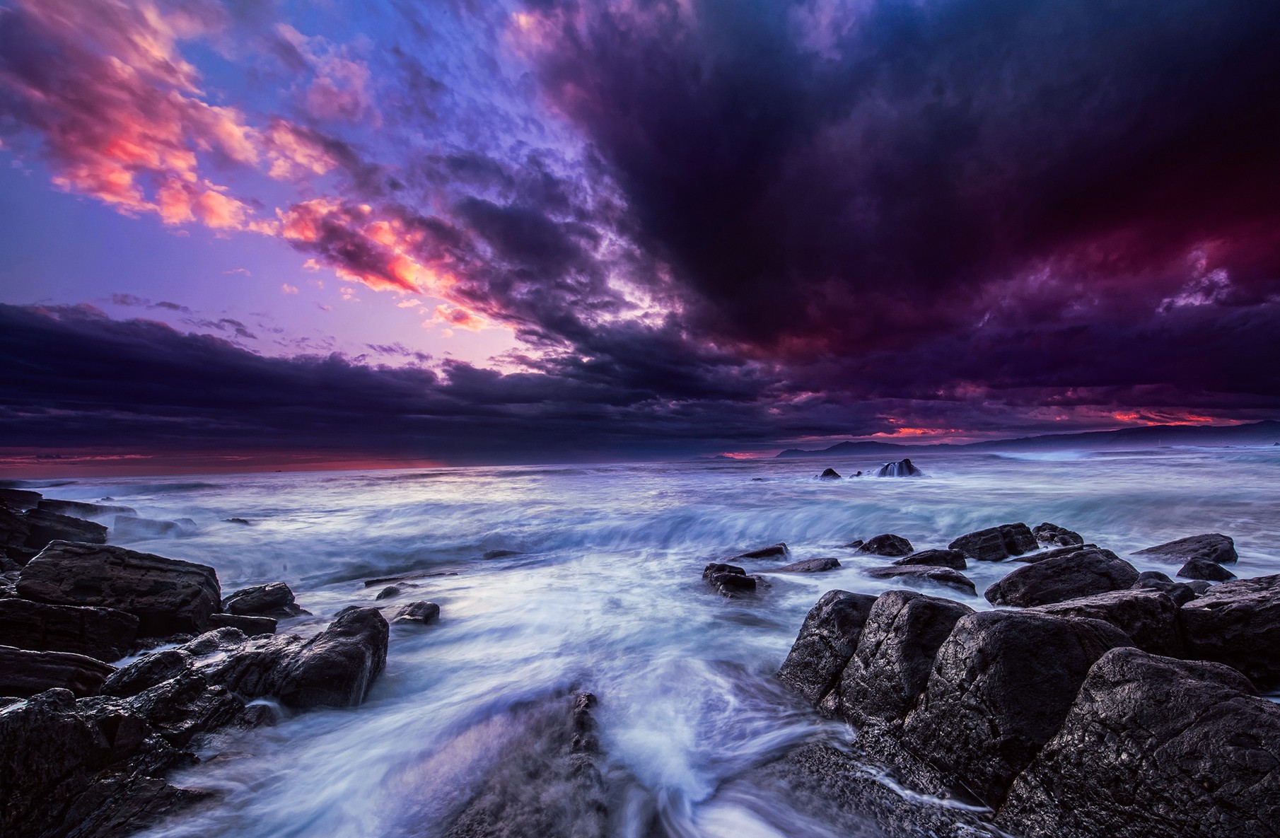 Download mobile wallpaper Sunset, Sea, Horizon, Ocean, Earth, Purple, Cloud for free.