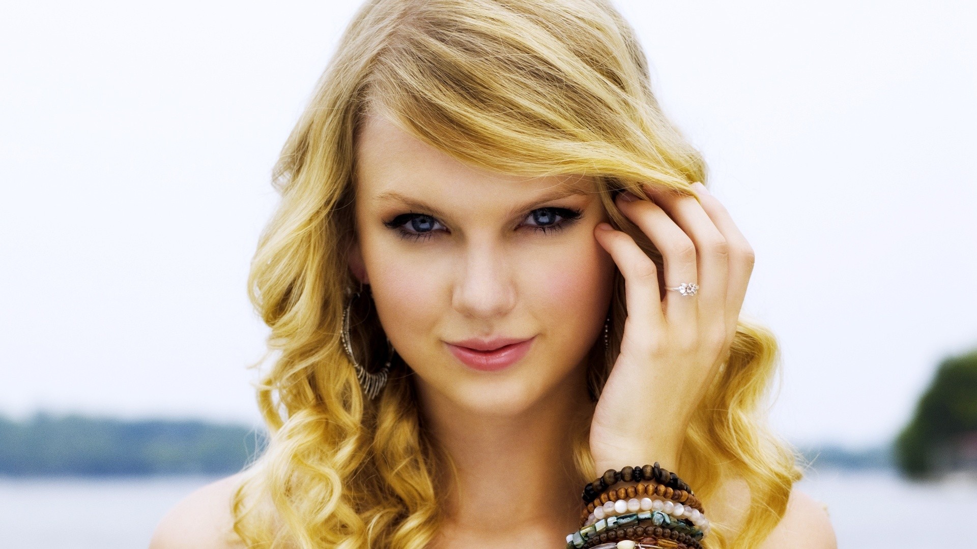 Download mobile wallpaper Music, Taylor Swift for free.