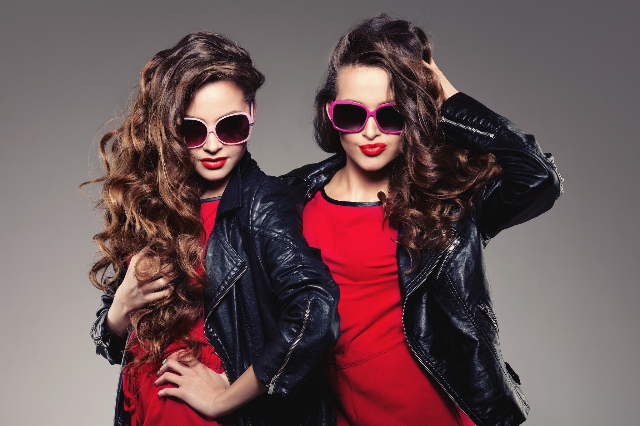 Download mobile wallpaper Brunette, Sunglasses, Model, Women, Curl, Long Hair for free.
