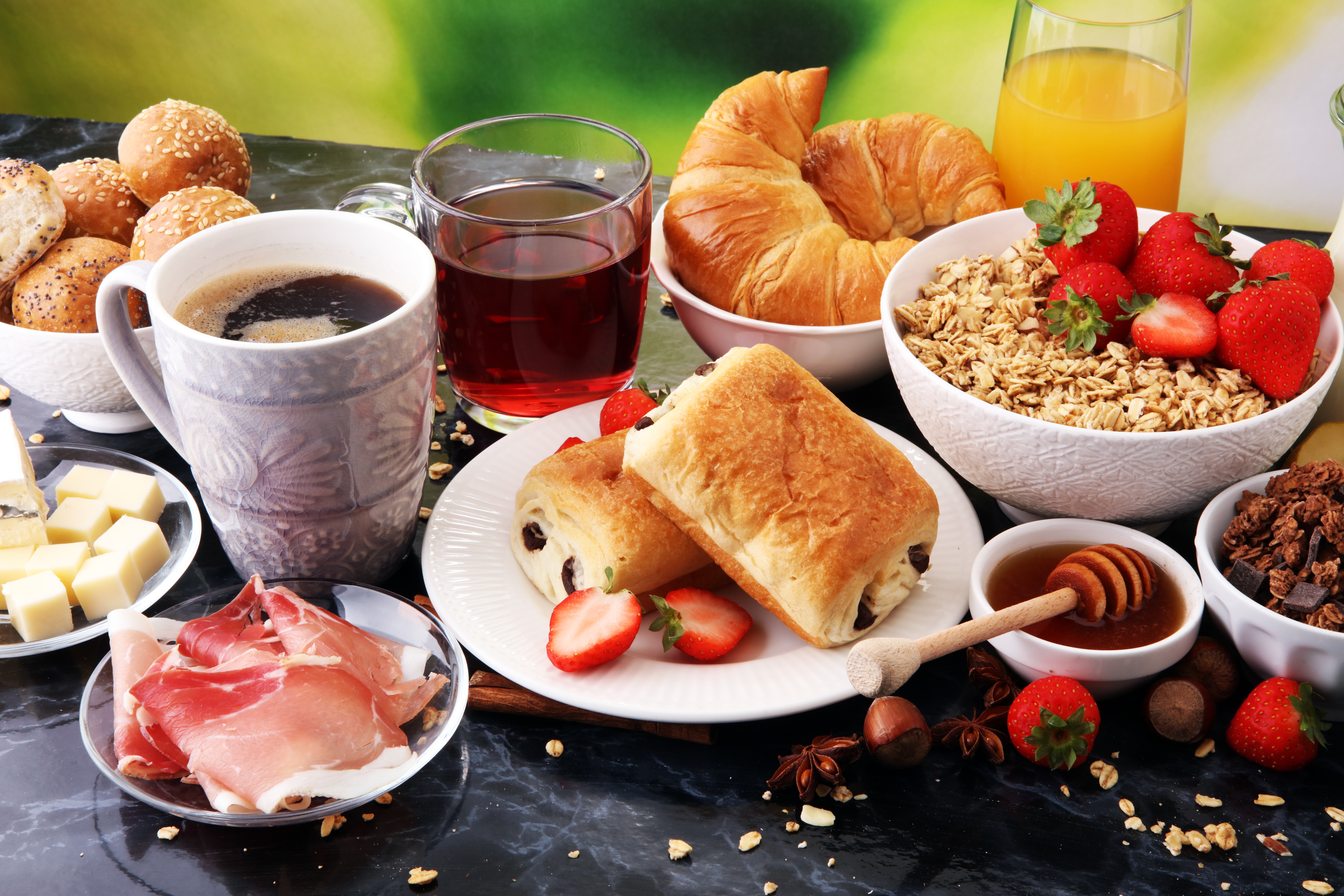 breakfast, food, coffee, croissant, cup, honey, juice, still life, strawberry, viennoiserie