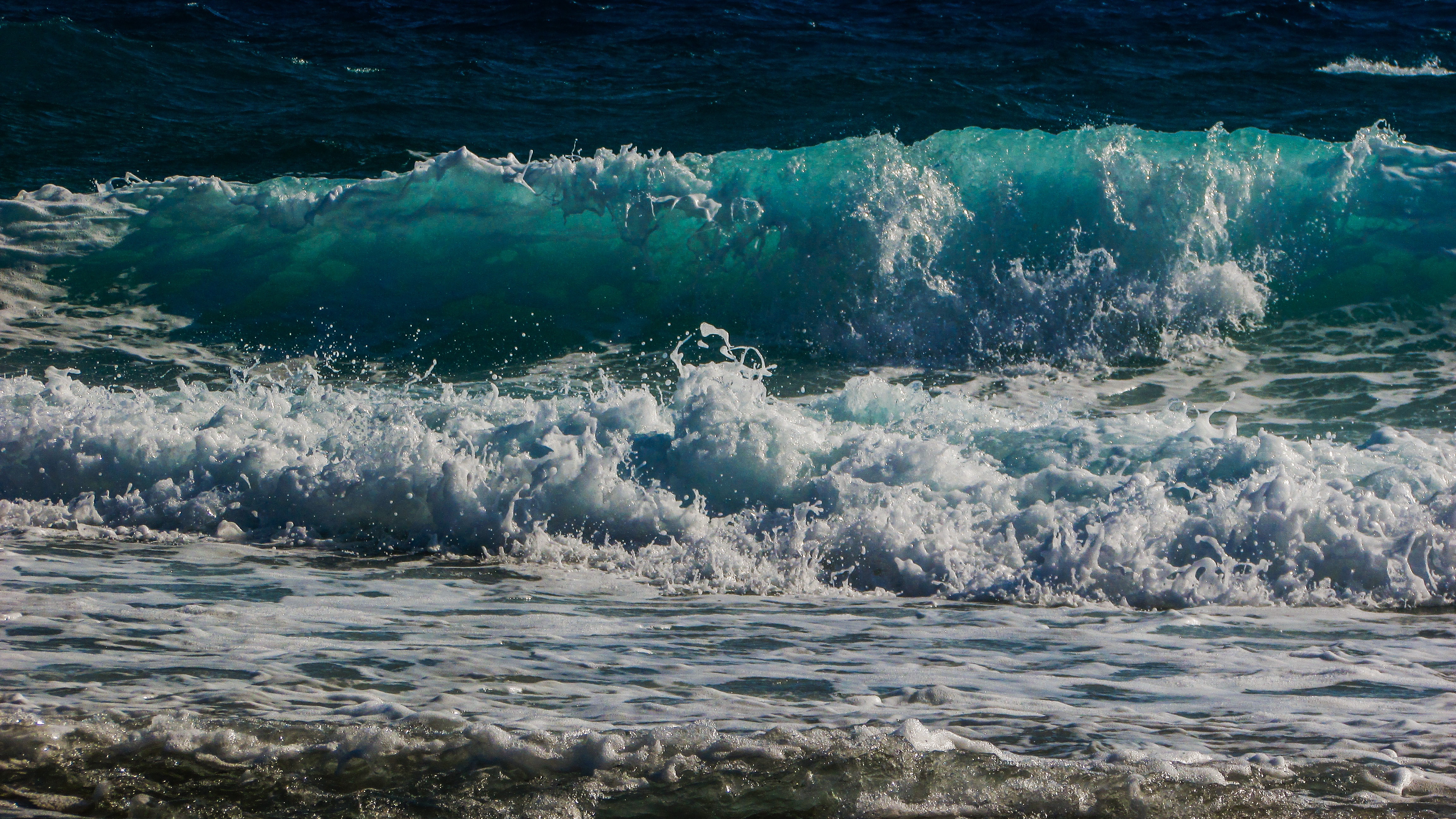 Free download wallpaper Nature, Shore, Bank, Surf, Sea, Waves on your PC desktop
