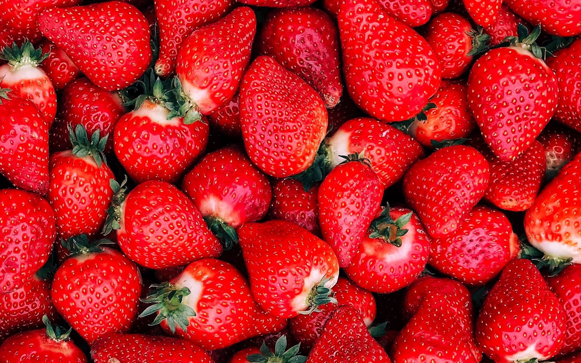 Free download wallpaper Strawberry, Fruits, Food on your PC desktop