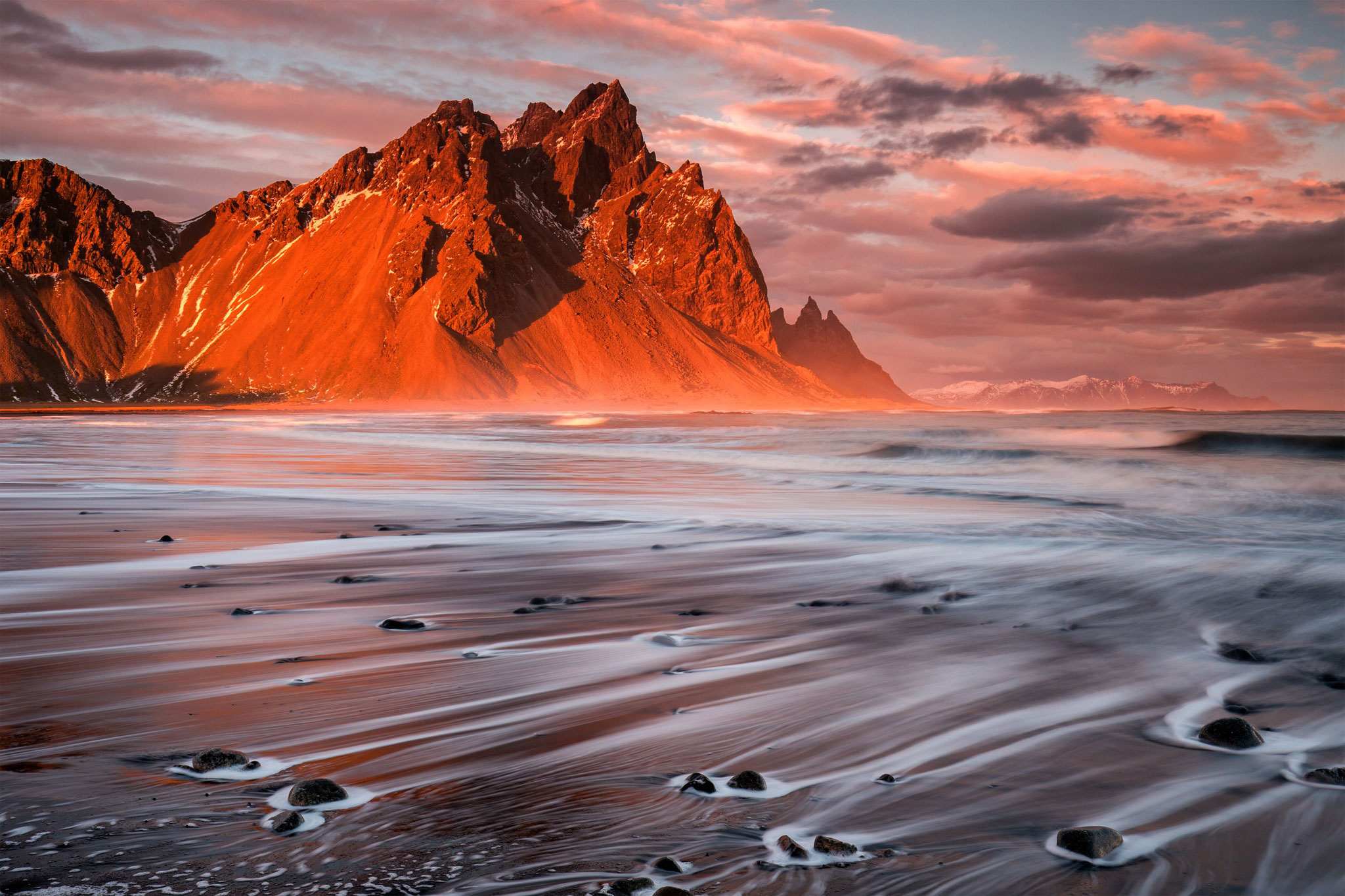 Download mobile wallpaper Sunset, Mountains, Sea, Ocean, Earth, Vestrahorn for free.