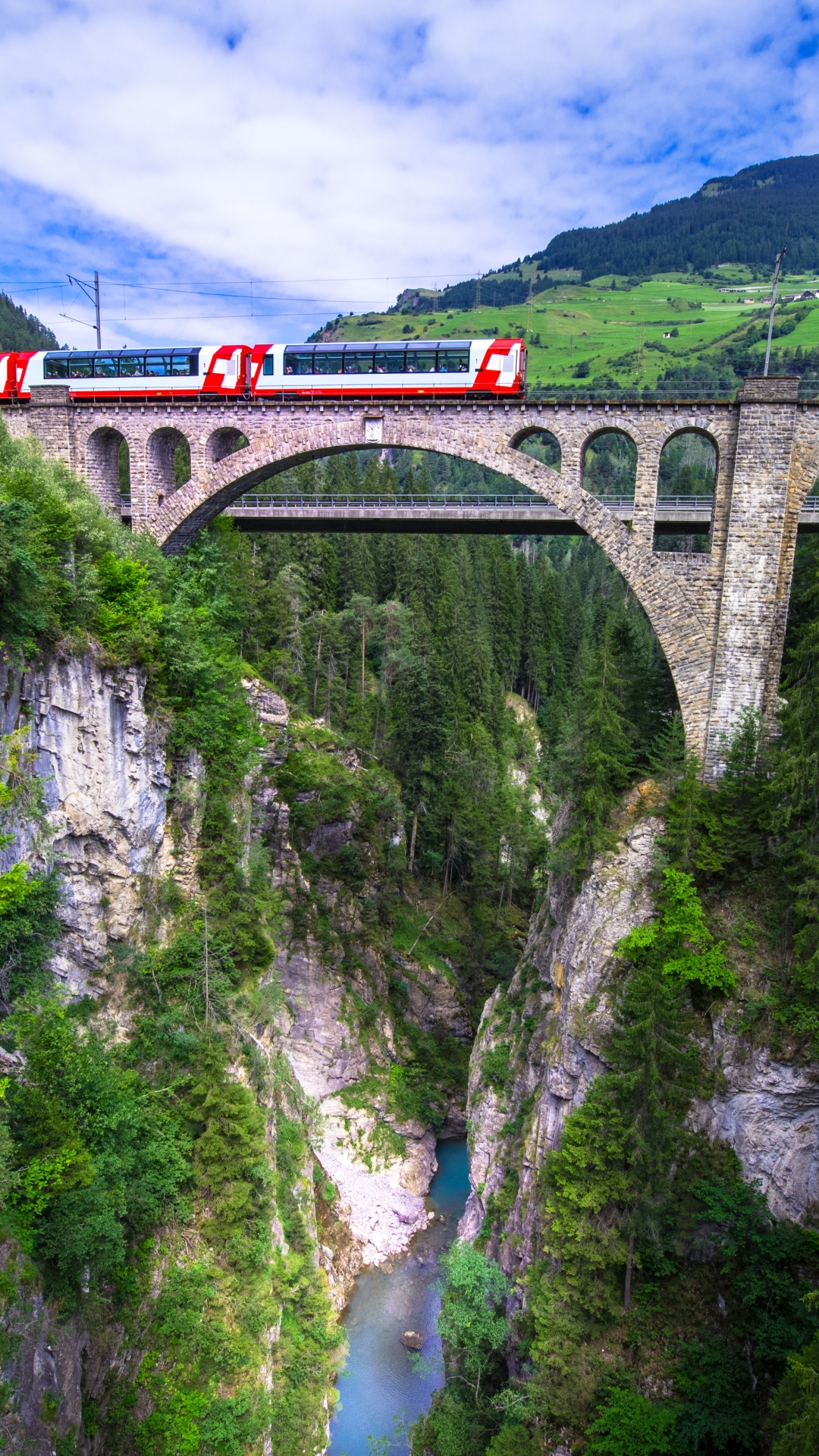 Скачати мобільні шпалери Міст, Швейцарія, Поїзд, Транспортні Засоби безкоштовно.
