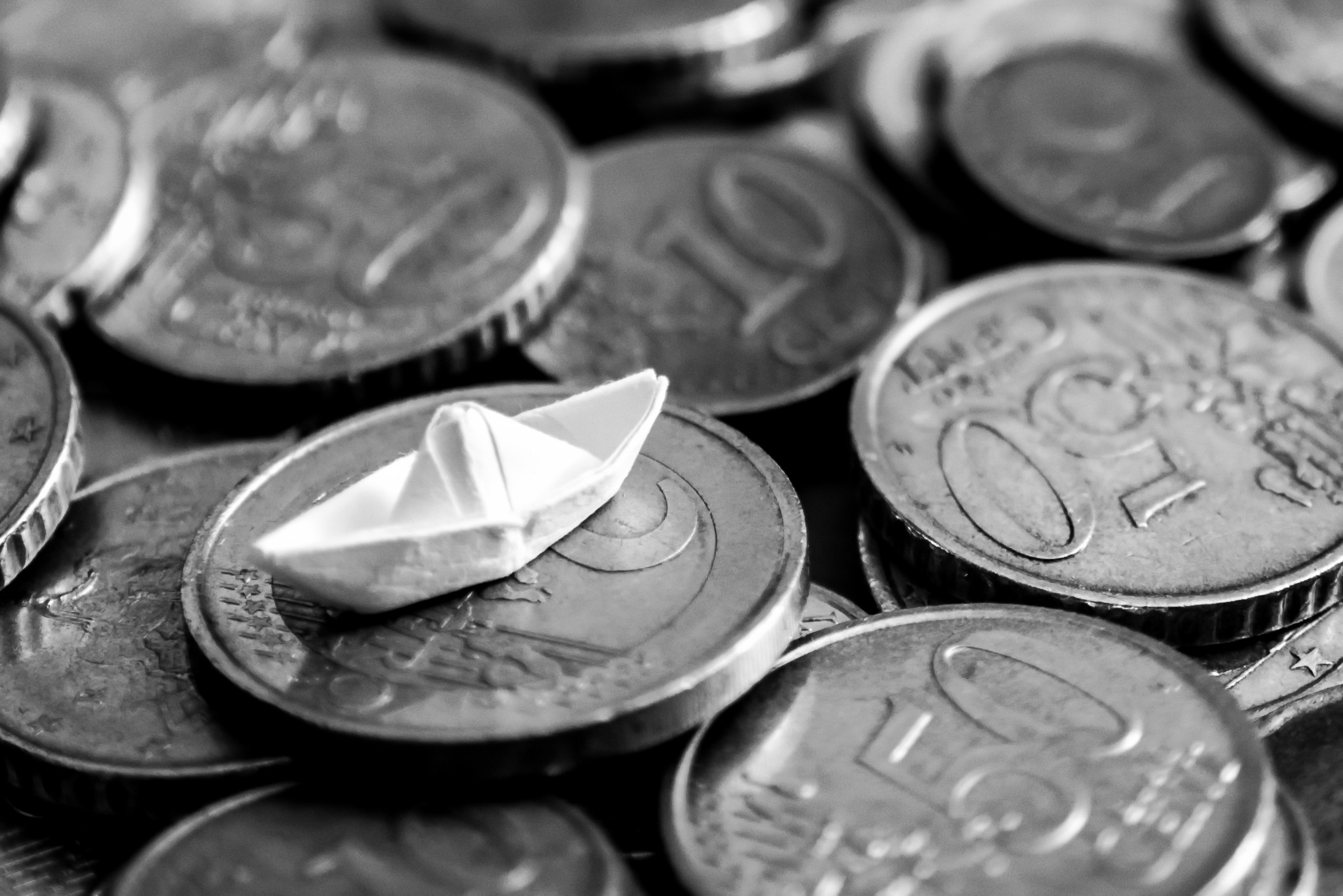 Download mobile wallpaper Coin, Origami, Man Made, Currencies for free.