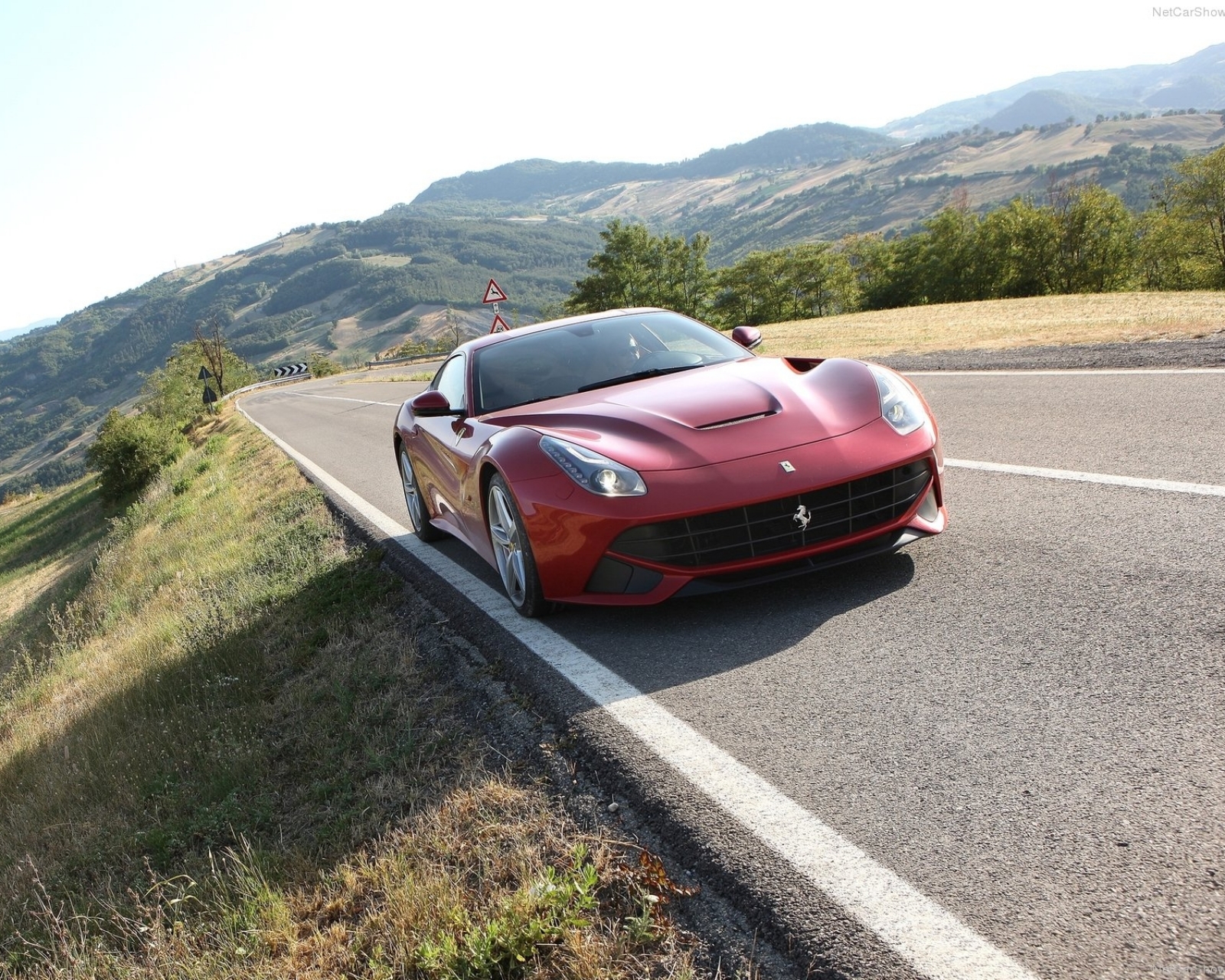 Descarga gratuita de fondo de pantalla para móvil de Ferrari, Vehículos, Ferrari F12 Berlinetta.