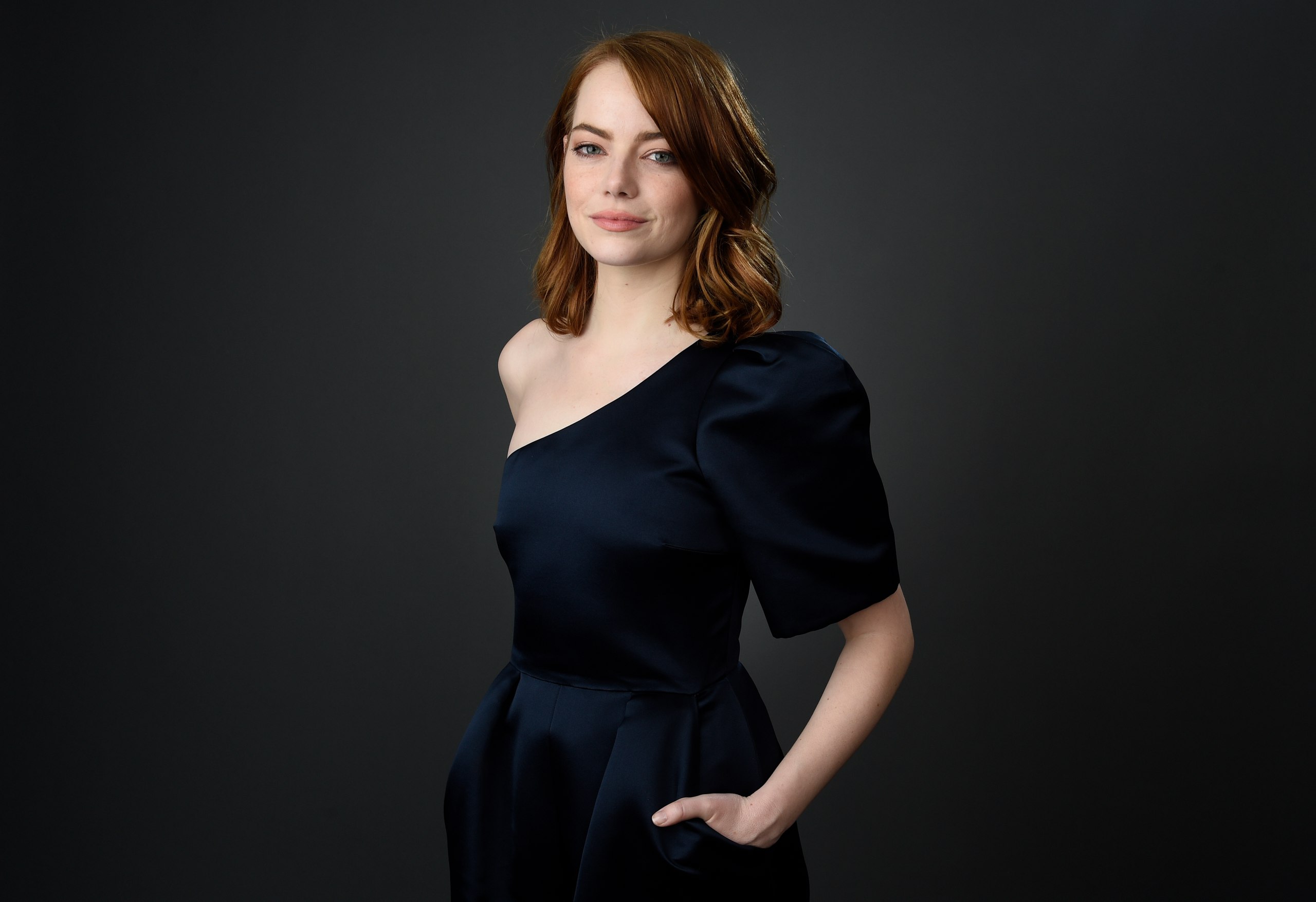 Download mobile wallpaper Emma Stone, Redhead, Green Eyes, American, Celebrity, Actress, Blue Dress for free.