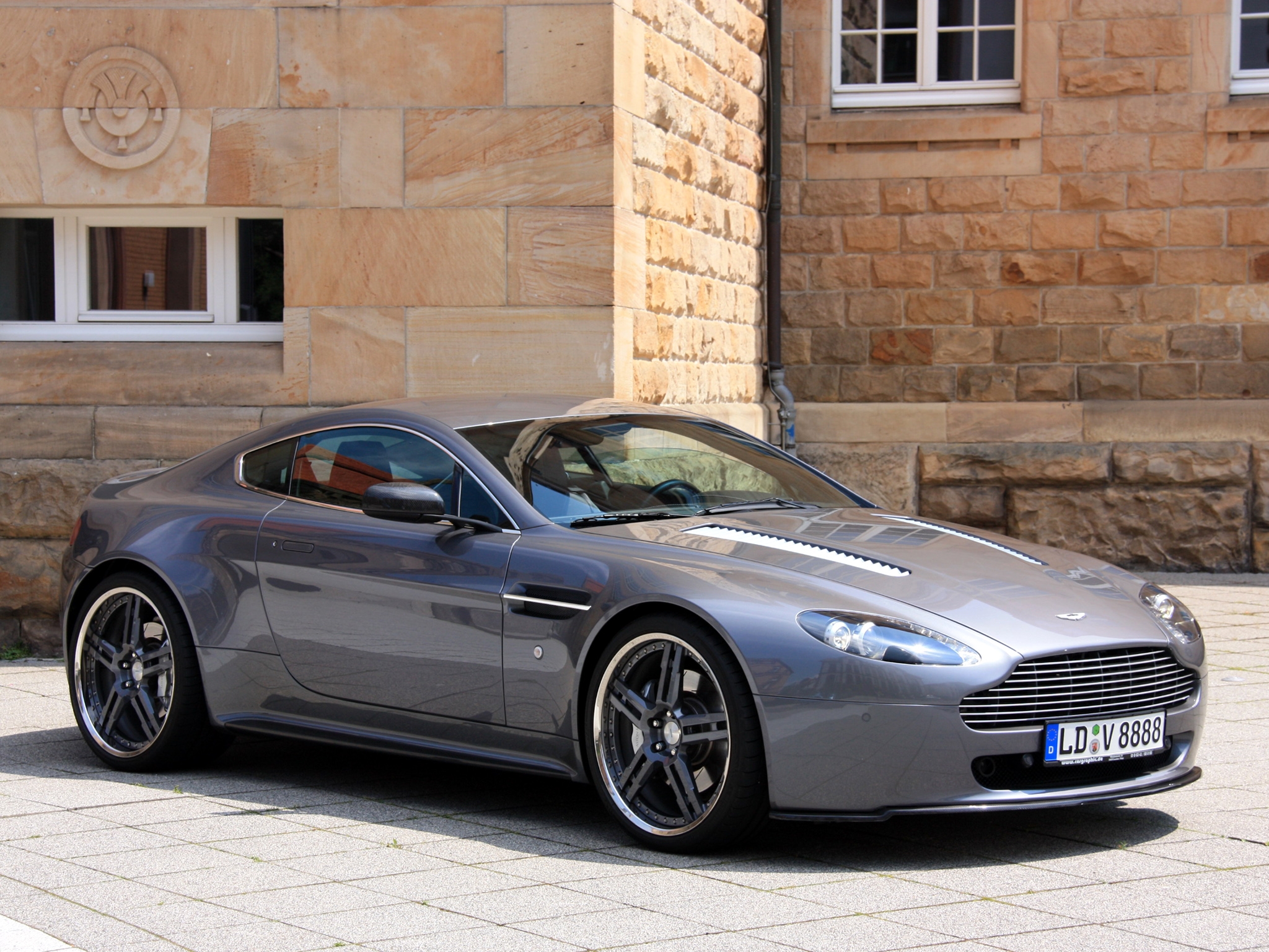 Download mobile wallpaper 2009, Cabriolet, V8, Vantage, Building, Side View, Style, Aston Martin, Cars, Grey for free.