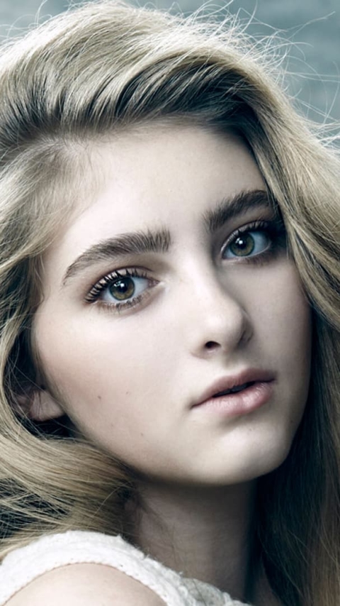 Download mobile wallpaper Blonde, Face, Women, American, Brown Eyes, Actress, Willow Shields for free.