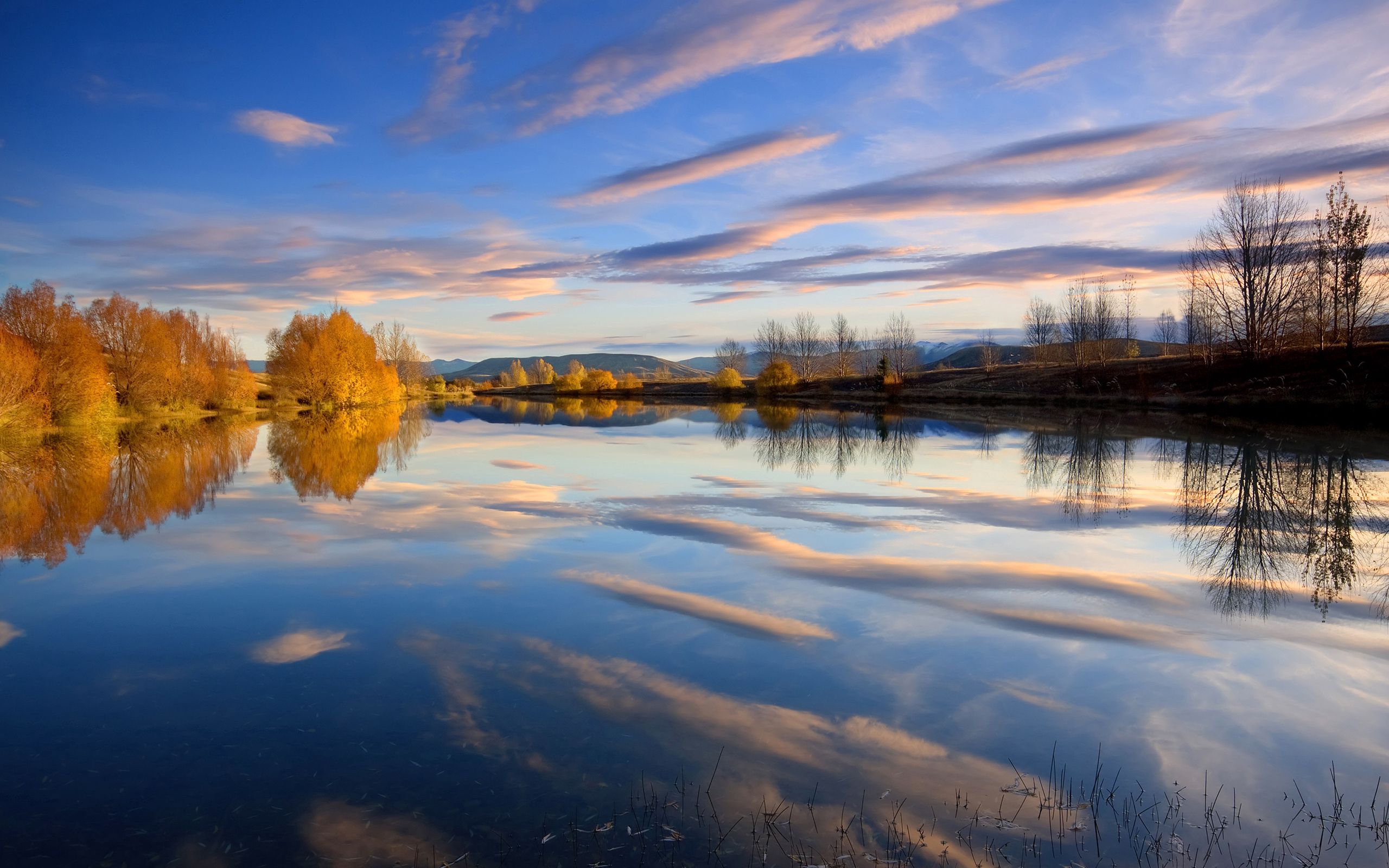 Free download wallpaper Nature, Water, Trees, Clouds, Lake, Reflection, Smooth, Autumn, Surface on your PC desktop