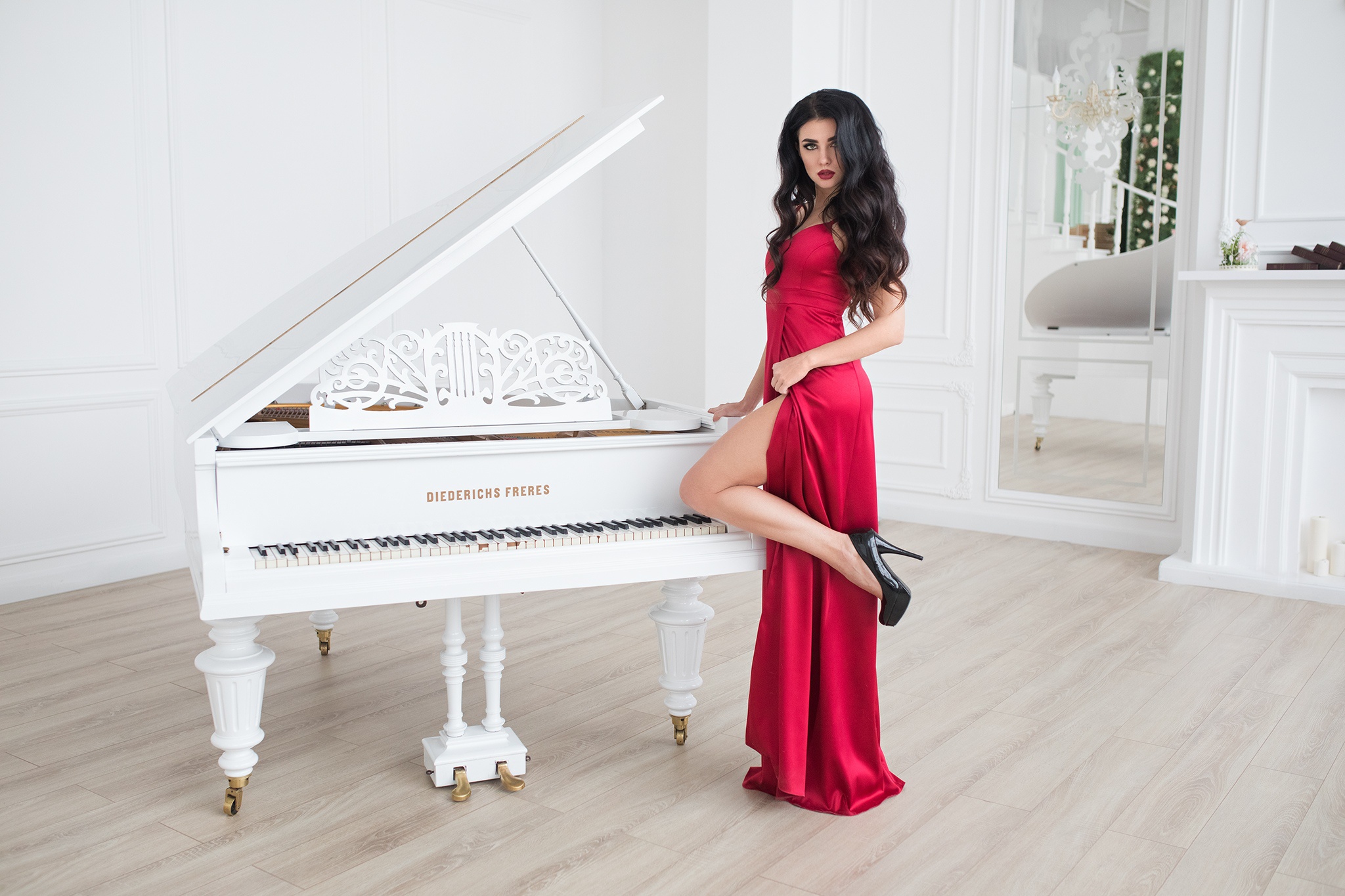 Free download wallpaper Piano, Model, Women, Black Hair, Red Dress on your PC desktop