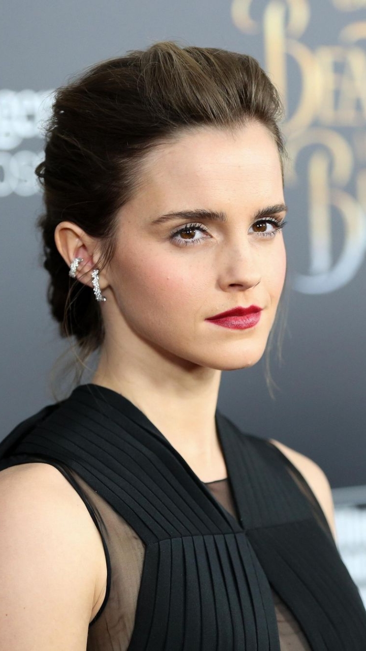 Download mobile wallpaper Emma Watson, English, Brunette, Celebrity, Brown Eyes, Actress, Lipstick for free.