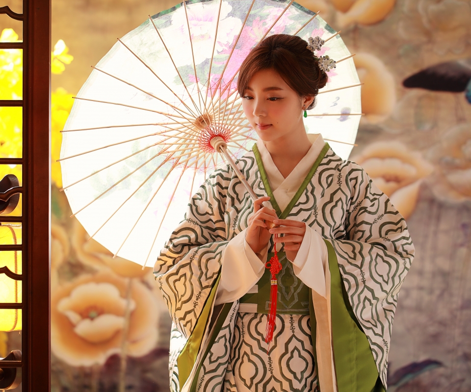 women, patty yong, asian, taiwanese, hair dress, umbrella, traditional costume