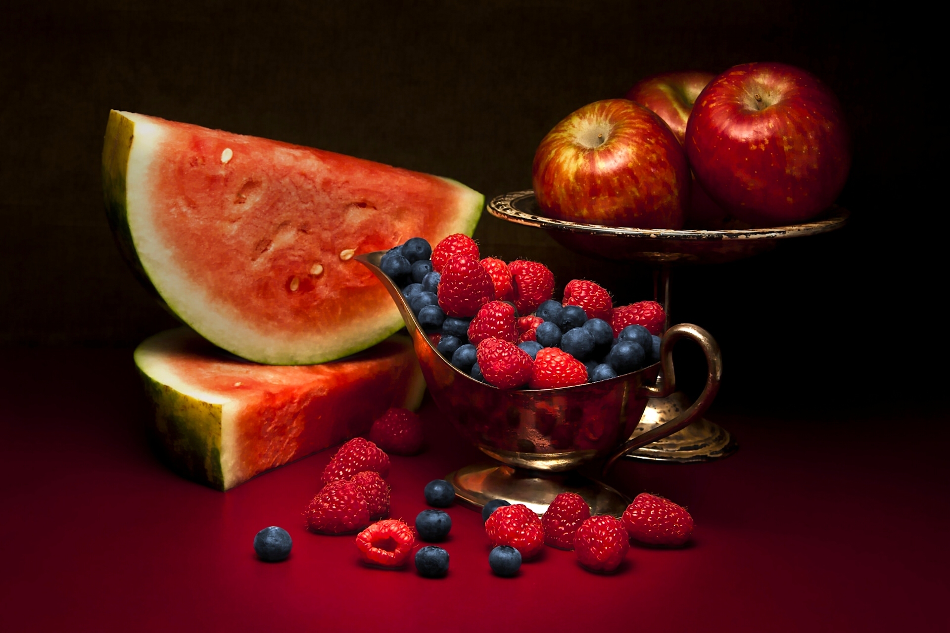 Handy-Wallpaper Himbeere, Frucht, Wassermelone, Apfel, Heidelbeere, Nahrungsmittel, Stillleben, Früchte kostenlos herunterladen.