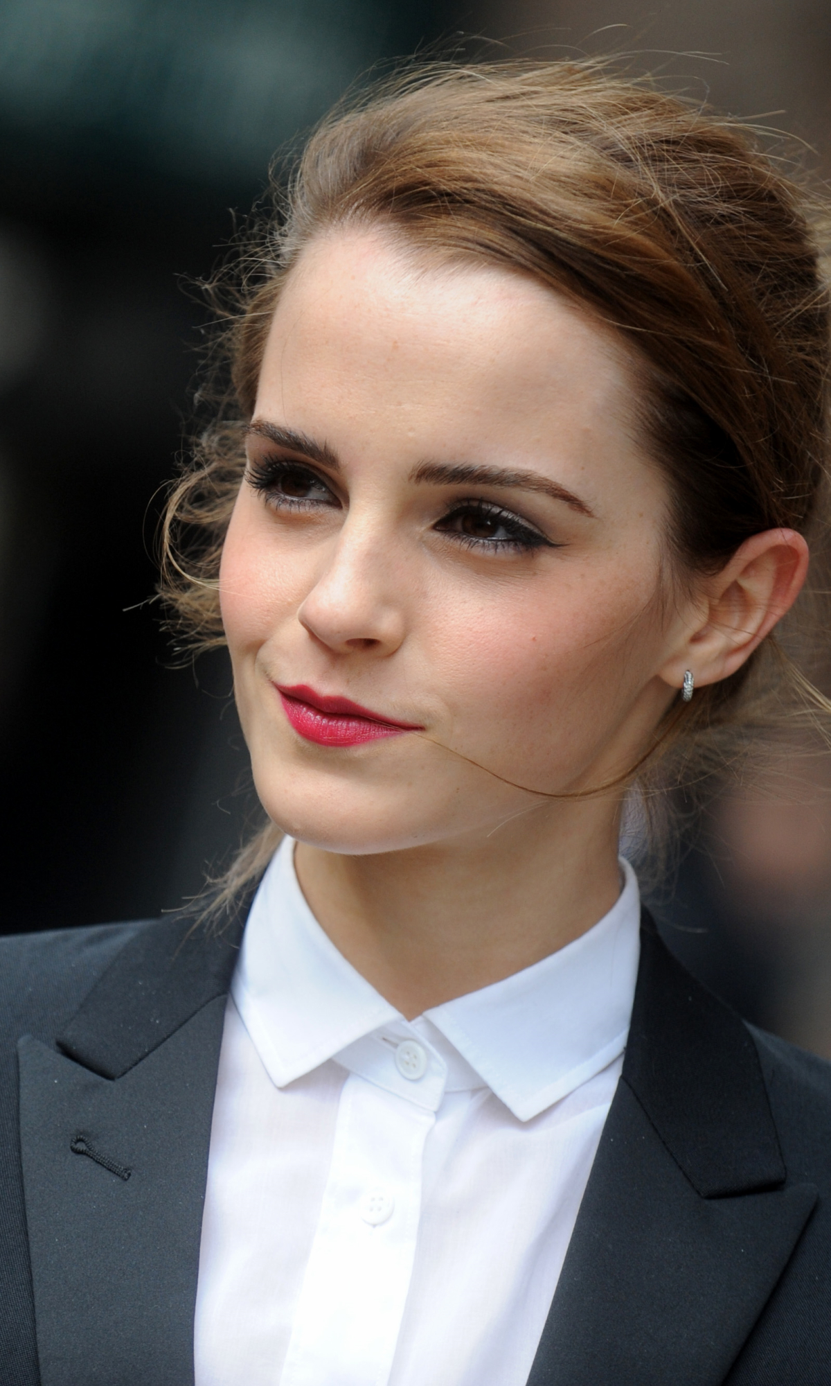 Download mobile wallpaper Emma Watson, Celebrity for free.