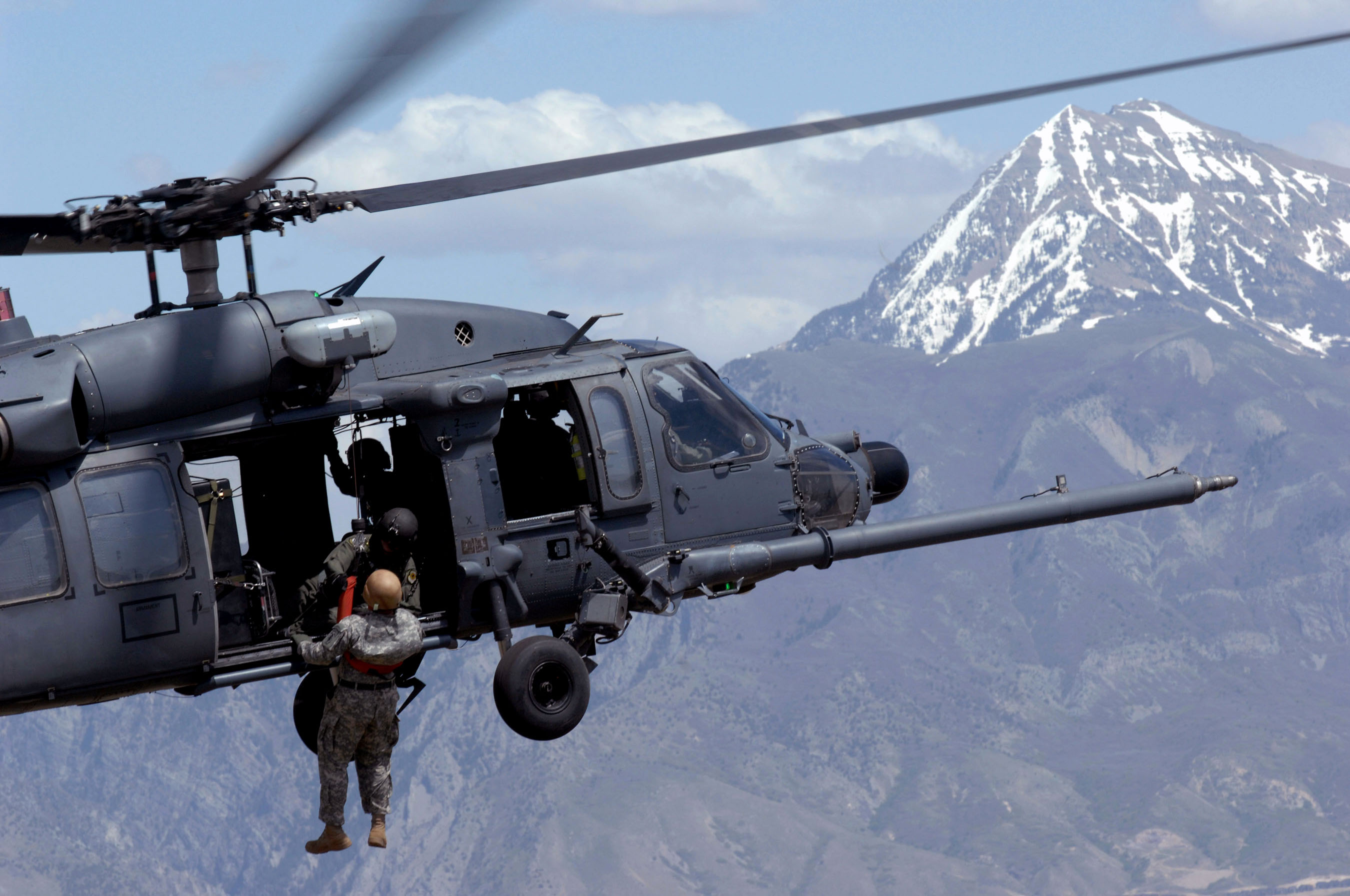 military, sikorsky hh 60 pave hawk, military helicopters