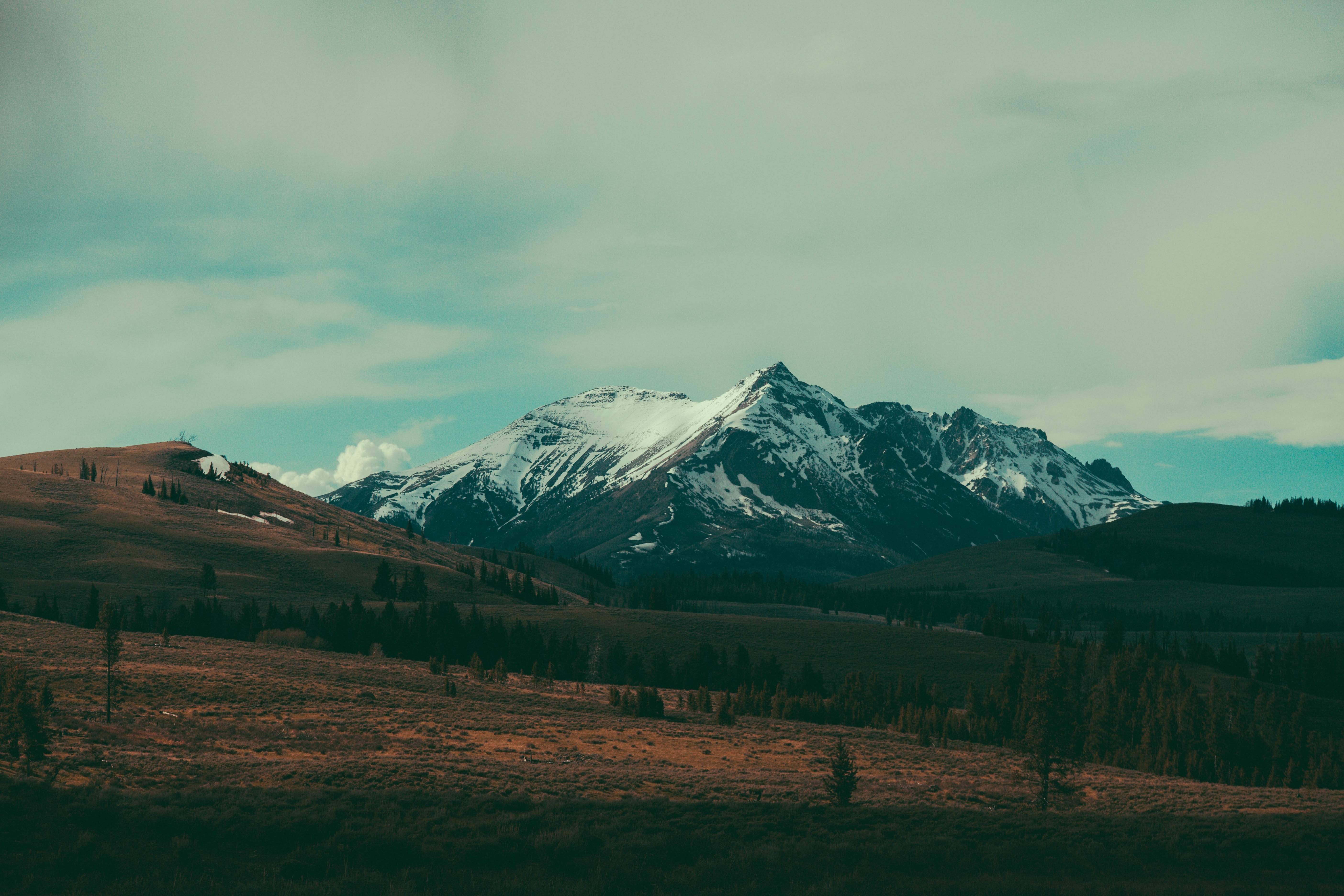 Download mobile wallpaper Mountain Range, Colorado, Rocks, Mountains, Nature for free.