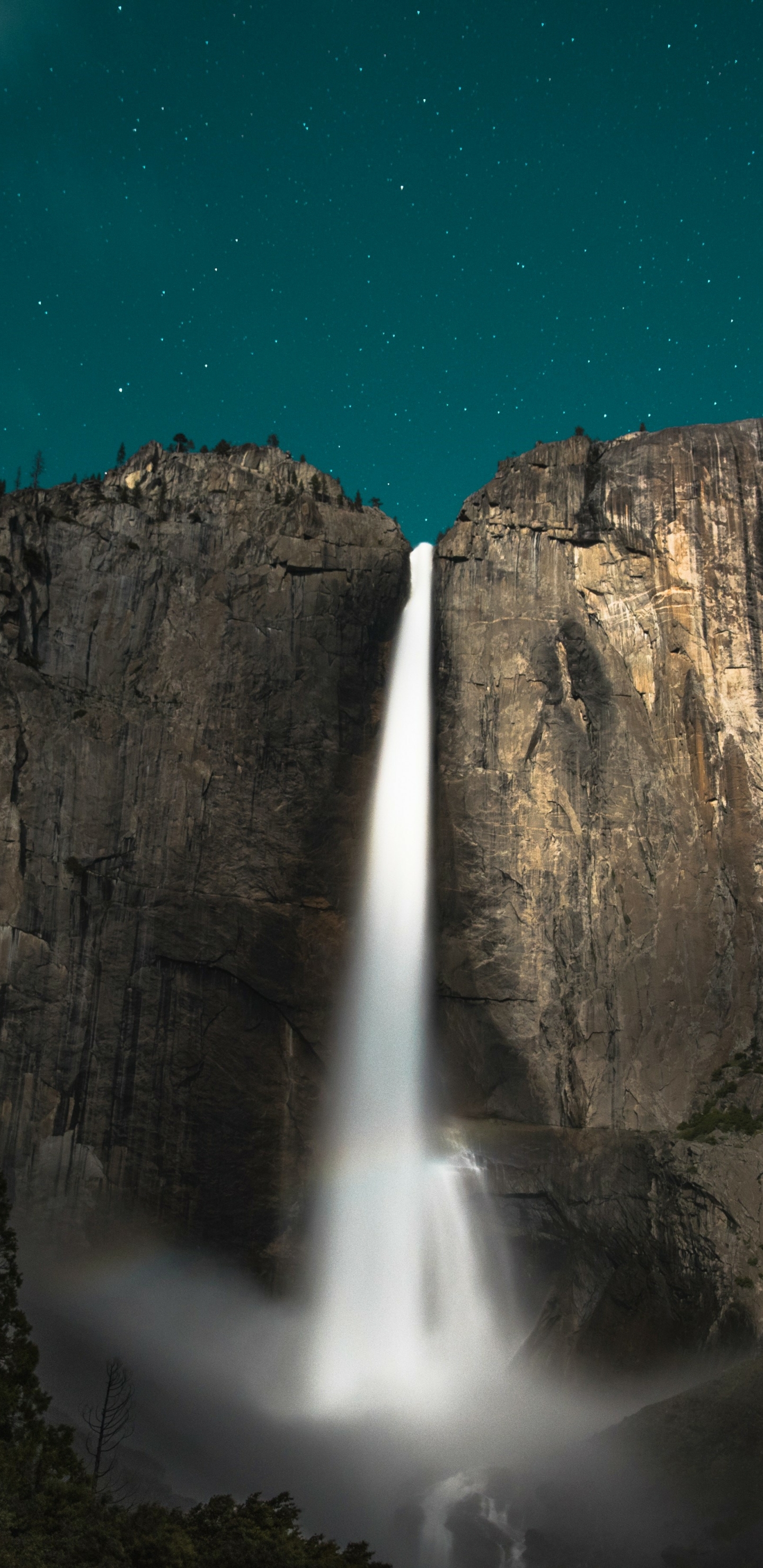 Скачать картинку Водопады, Водопад, Утес, Земля/природа, Утёс, Йосемитский Водопад в телефон бесплатно.
