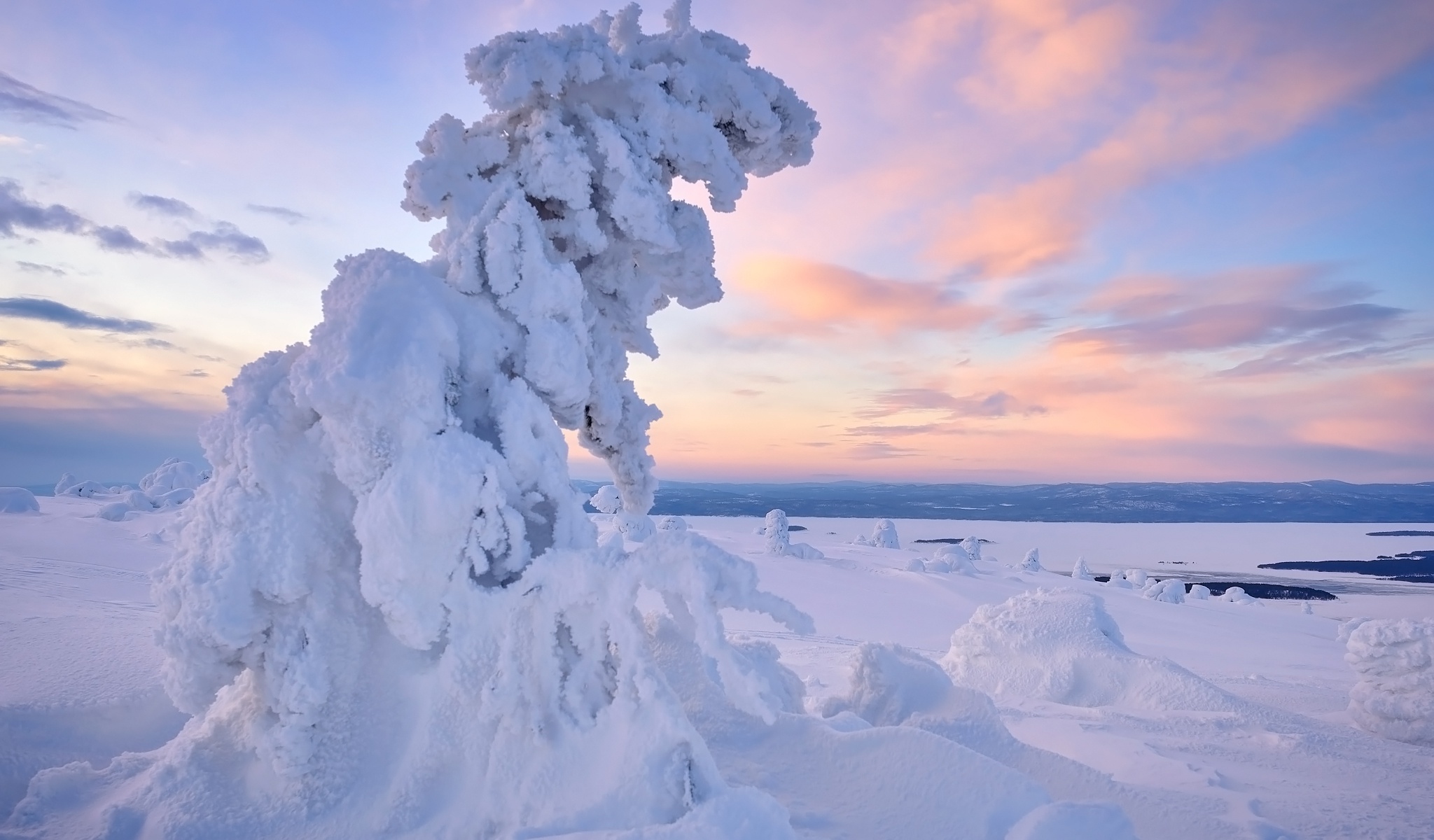 Handy-Wallpaper Landschaft, Winter, Natur, Schnee, Horizont, Erde/natur kostenlos herunterladen.