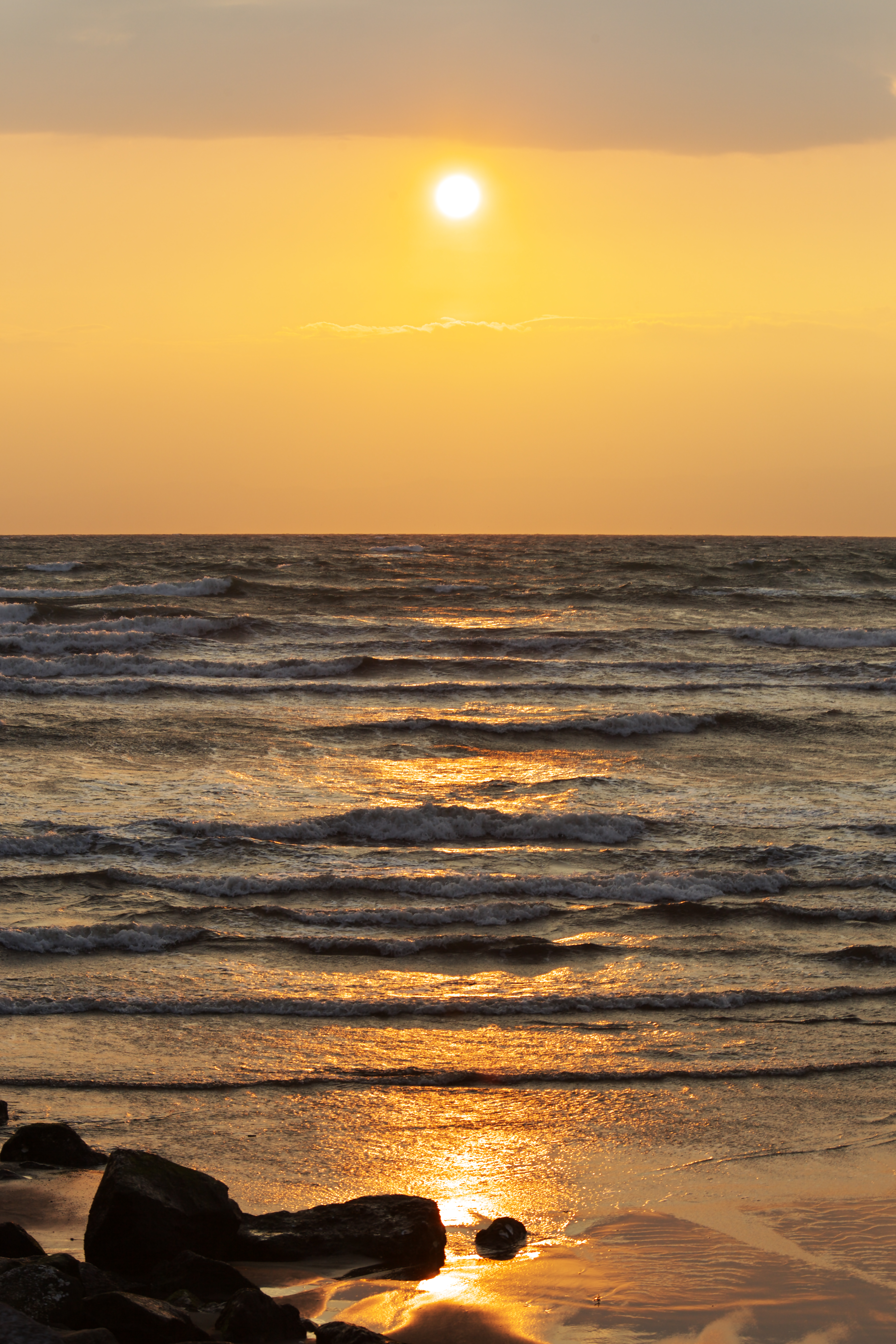 Download mobile wallpaper Coast, Waves, Sunset, Nature, Sea for free.