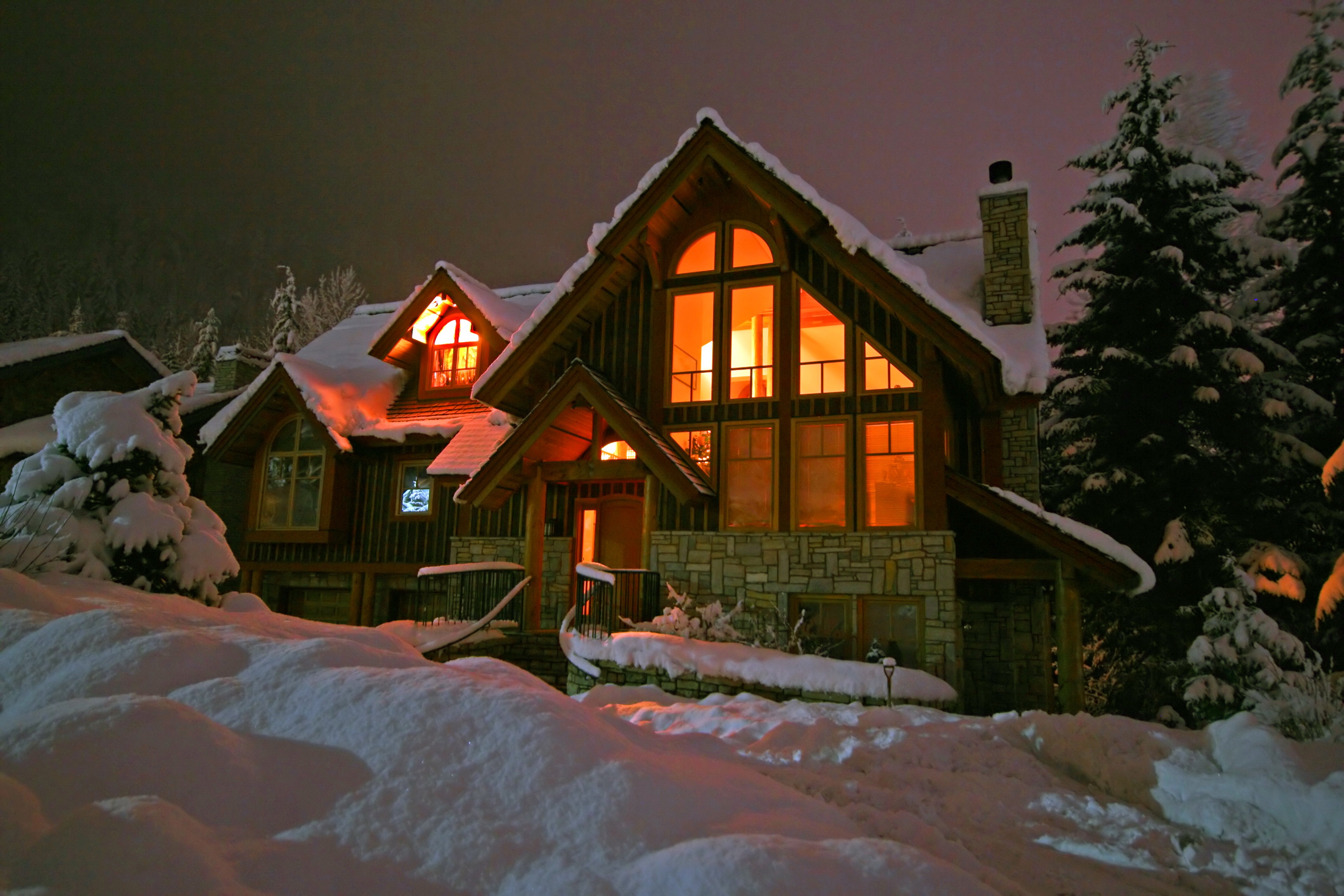 Free download wallpaper Winter, Night, Snow, House, Man Made on your PC desktop