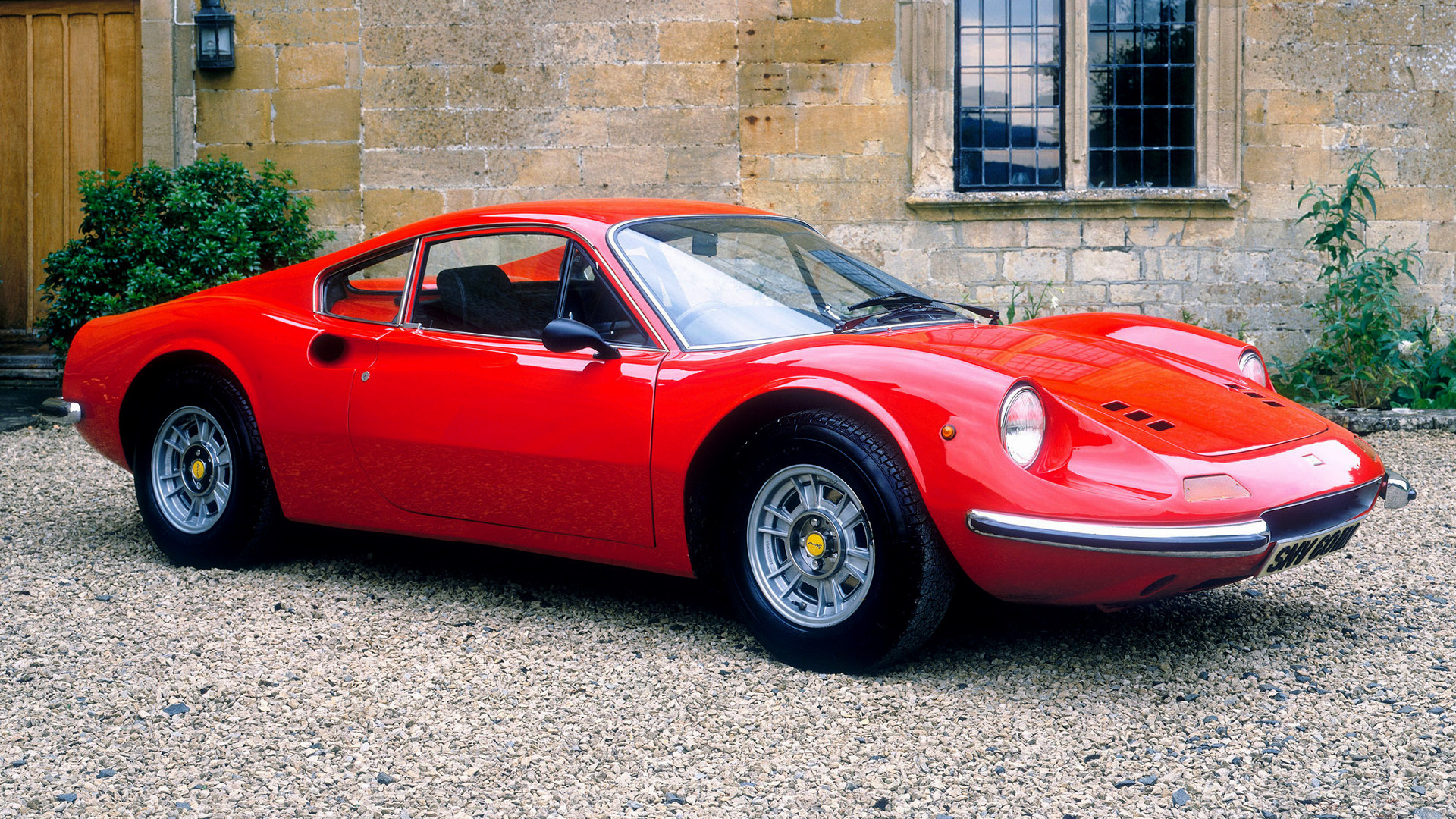 Download mobile wallpaper Ferrari, Car, Old Car, Vehicles, Grand Tourer, Coupé, Dino 246 Gt for free.