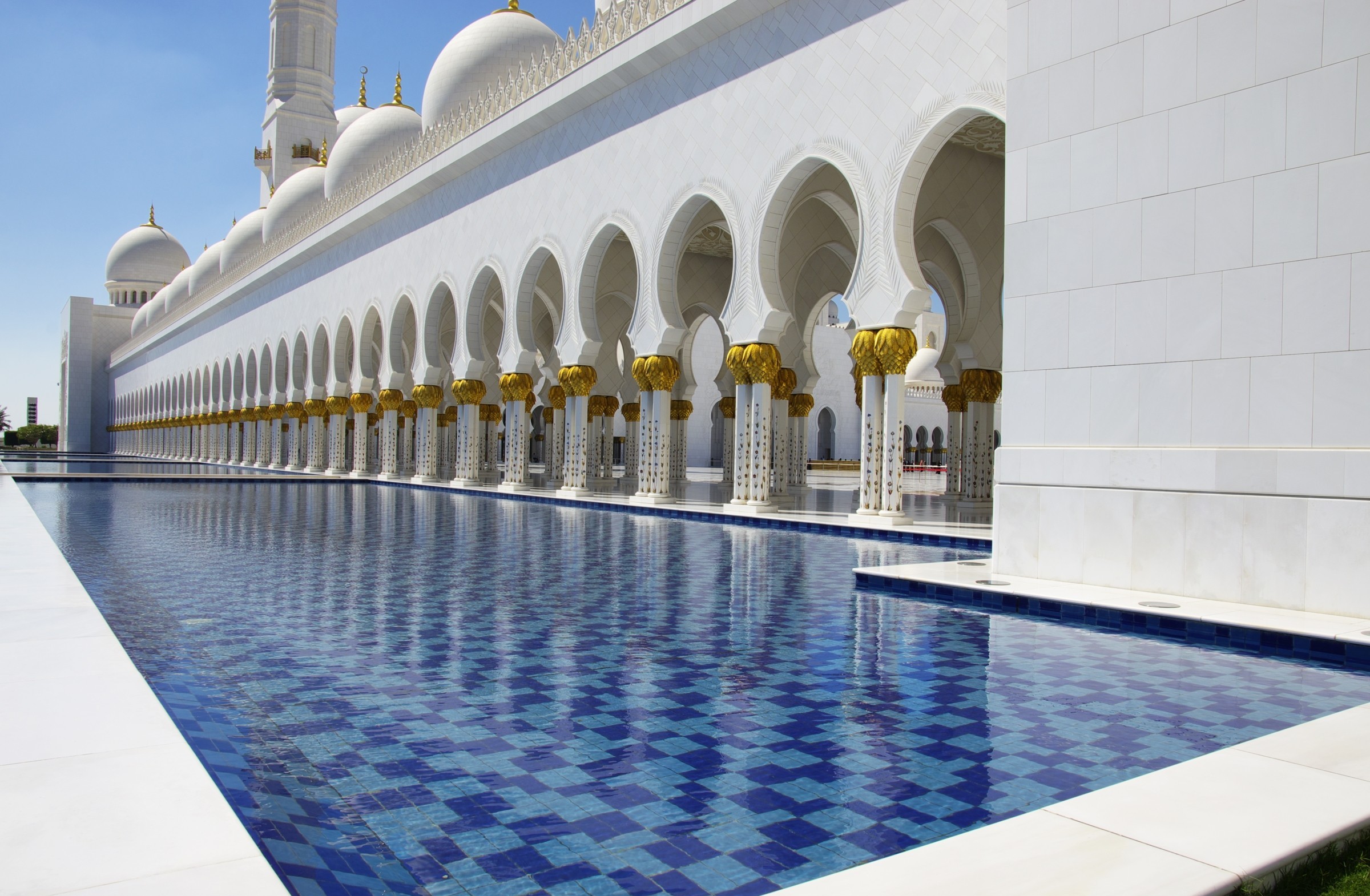 343008 завантажити шпалери релігійний, велика мечеть шейха заїда, абу дабі, мечеть, басейн, об'єднані арабські емірати, мечеті - заставки і картинки безкоштовно