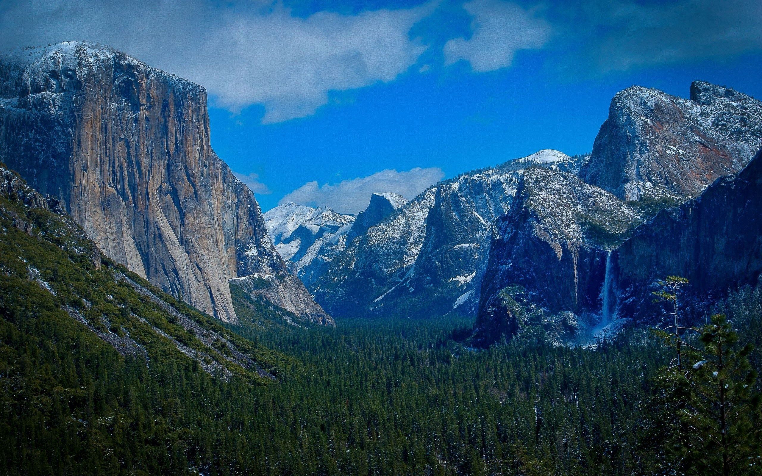 Laden Sie das Natur, Mountains, Wald, Wasserfall-Bild kostenlos auf Ihren PC-Desktop herunter