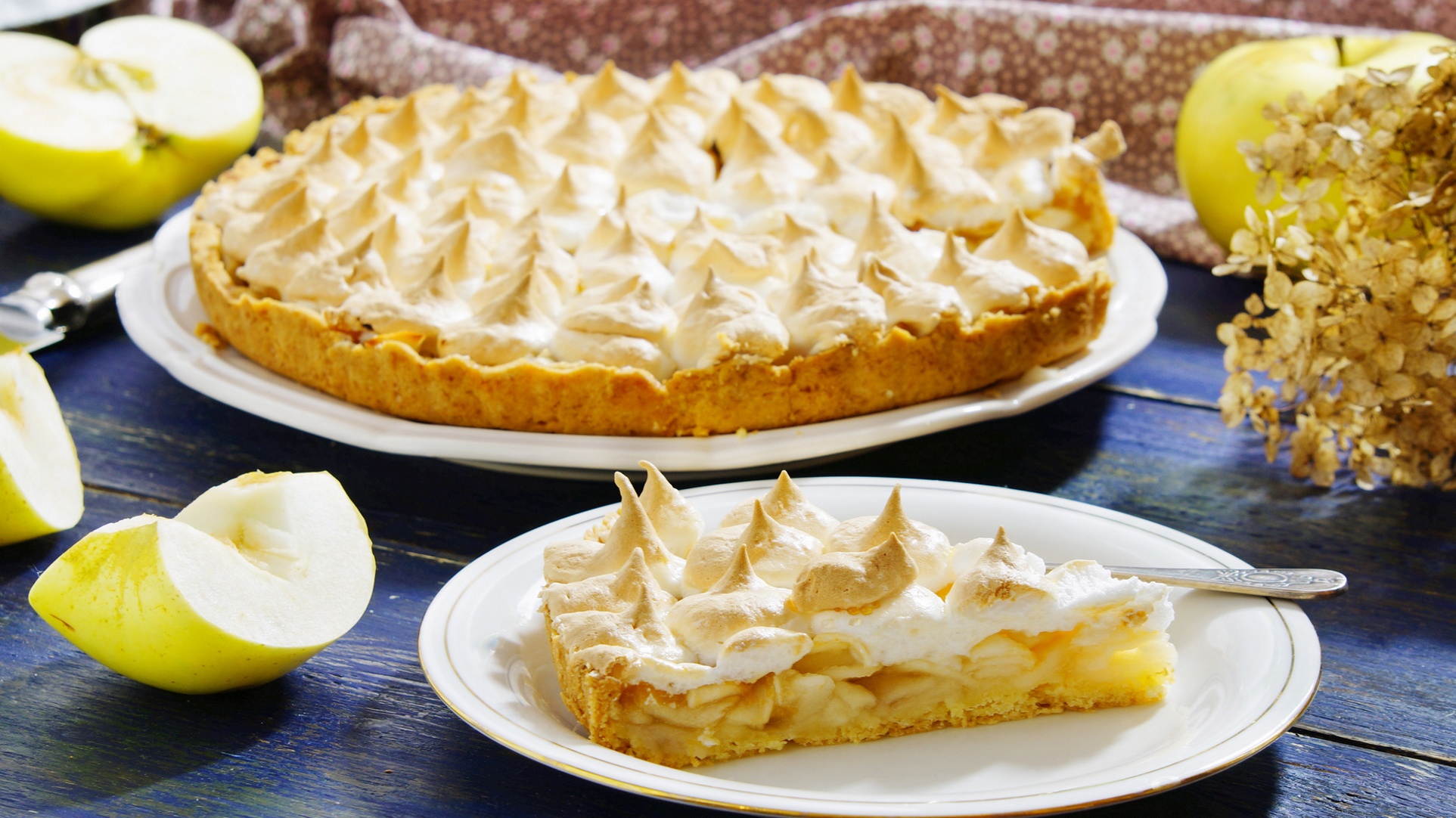 Download mobile wallpaper Food, Apple, Cream, Pie, Pastry for free.