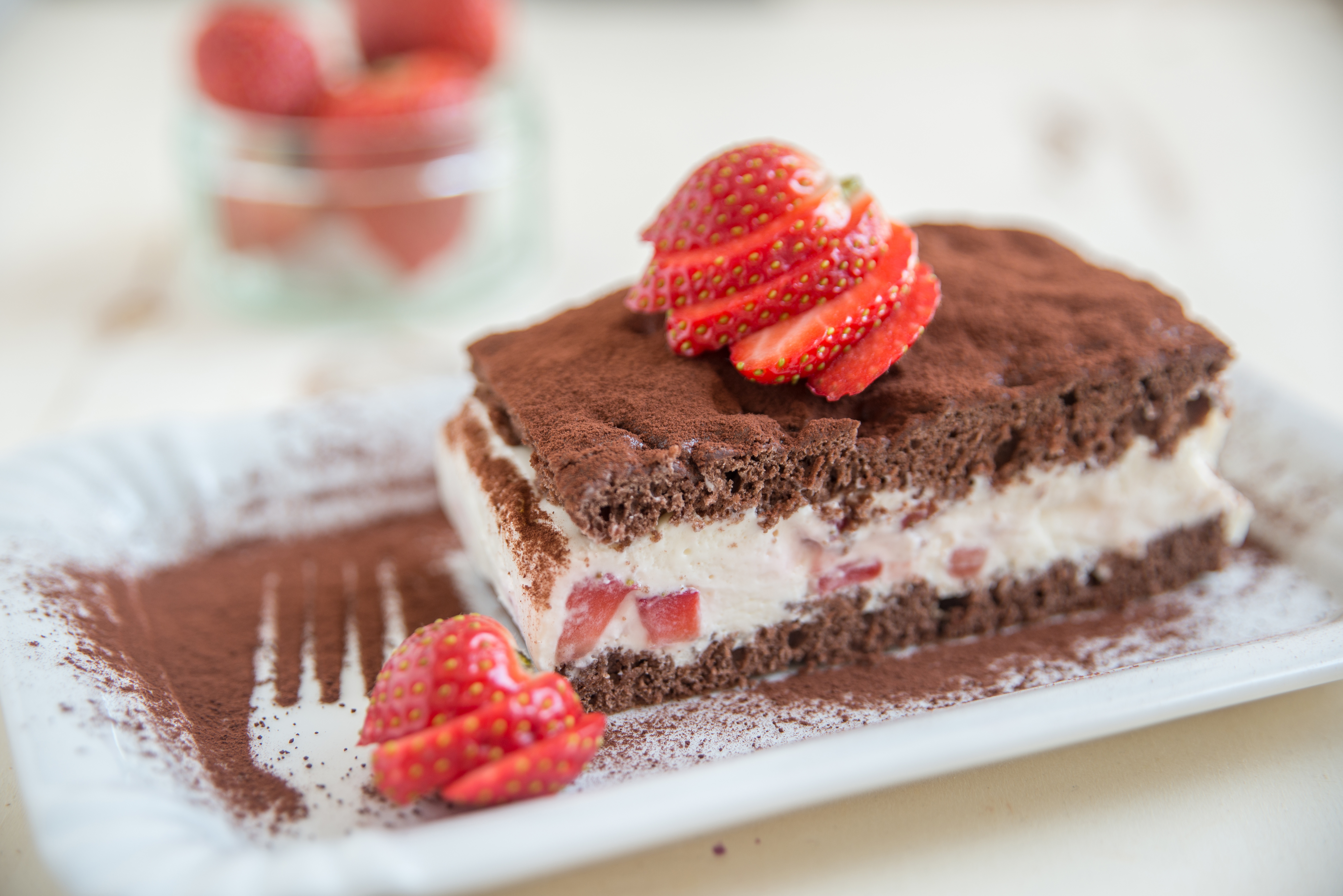Download mobile wallpaper Food, Strawberry, Dessert, Pastry for free.