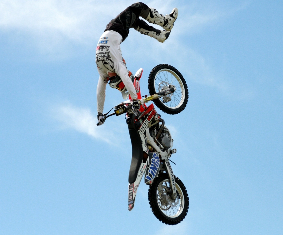 1232643 Hintergrundbild herunterladen sport, moto cross, fahrrad, akrobatik, honda - Bildschirmschoner und Bilder kostenlos