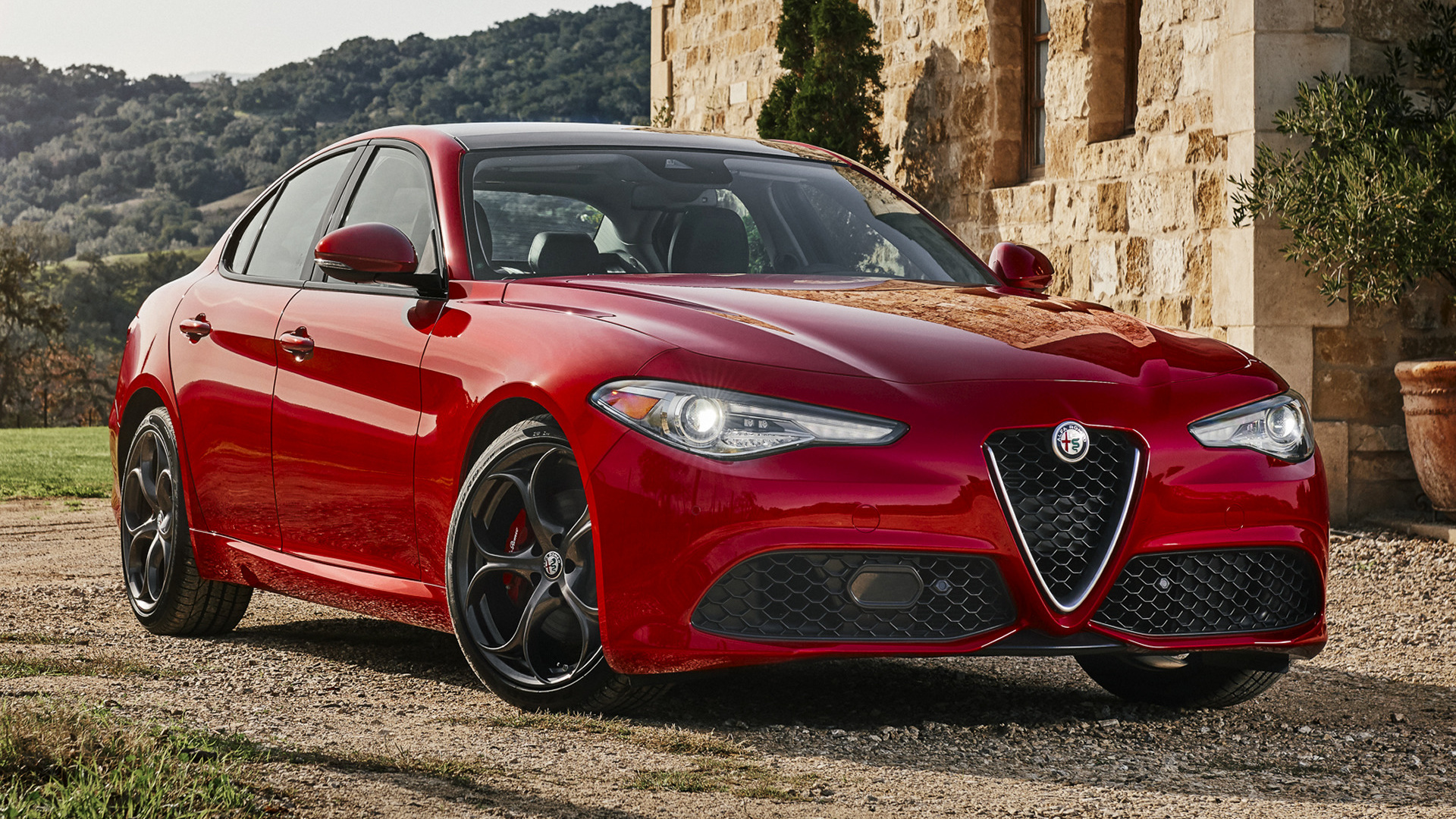 Die besten Alfa Romeo Giulia Sport-Hintergründe für den Telefonbildschirm