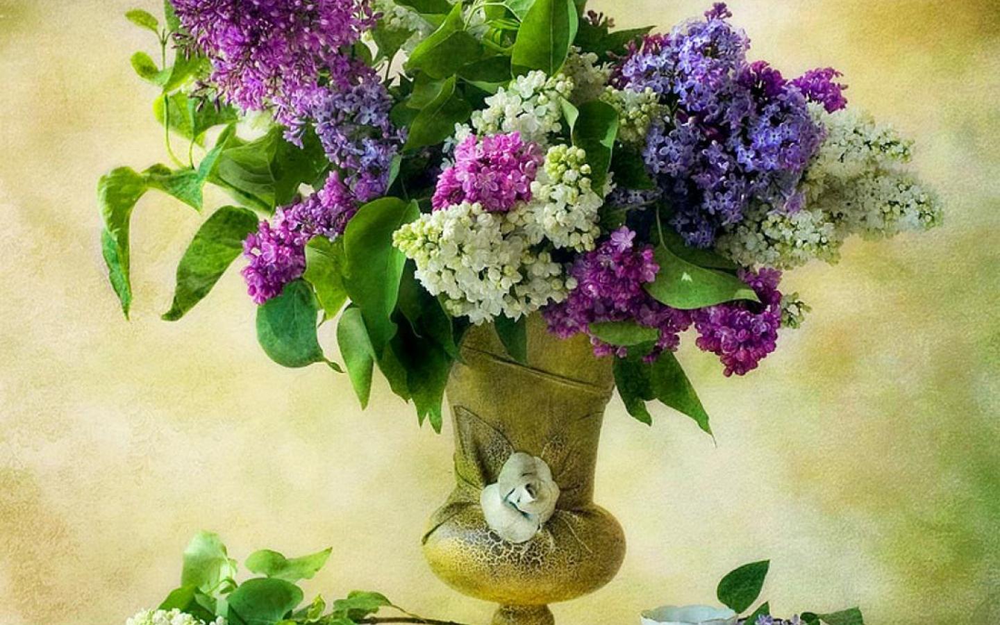 Download mobile wallpaper Lilac, Flower, Vase, Man Made for free.