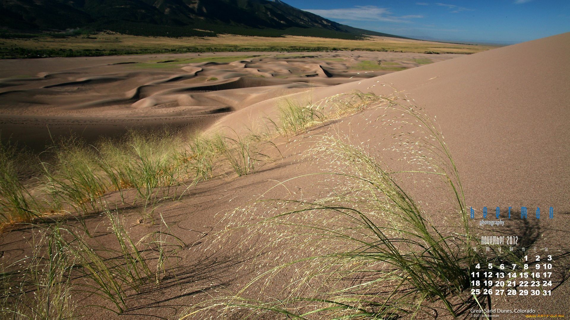 Скачать картинку Песок, Трава, Пустыня, Пейзаж в телефон бесплатно.