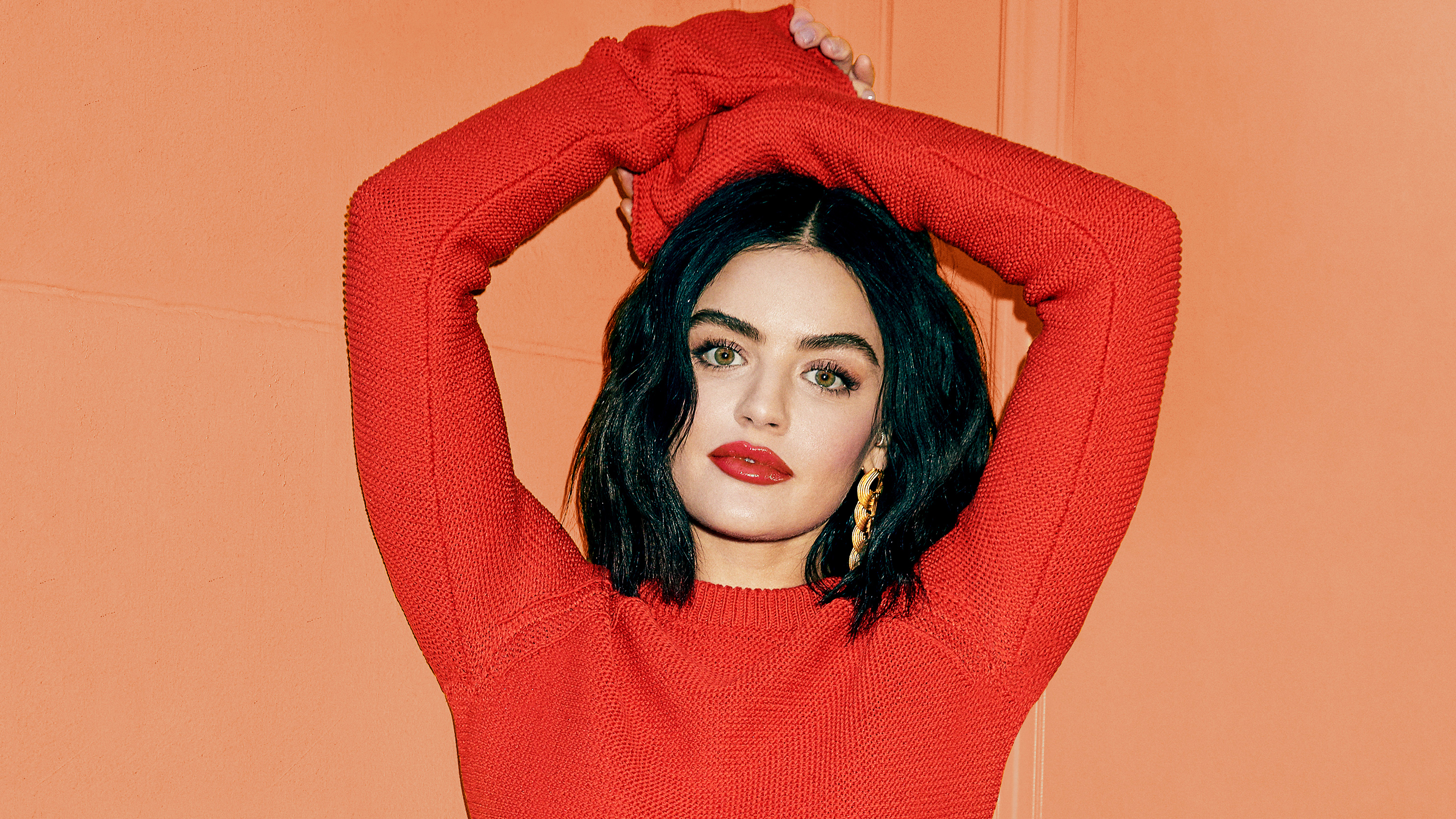 Download mobile wallpaper American, Celebrity, Black Hair, Actress, Lipstick, Lucy Hale for free.