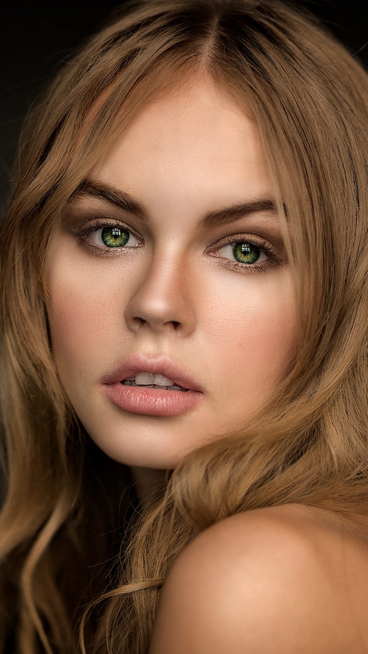 Download mobile wallpaper Blonde, Russian, Face, Model, Women, Green Eyes, Anastasiya Scheglova for free.