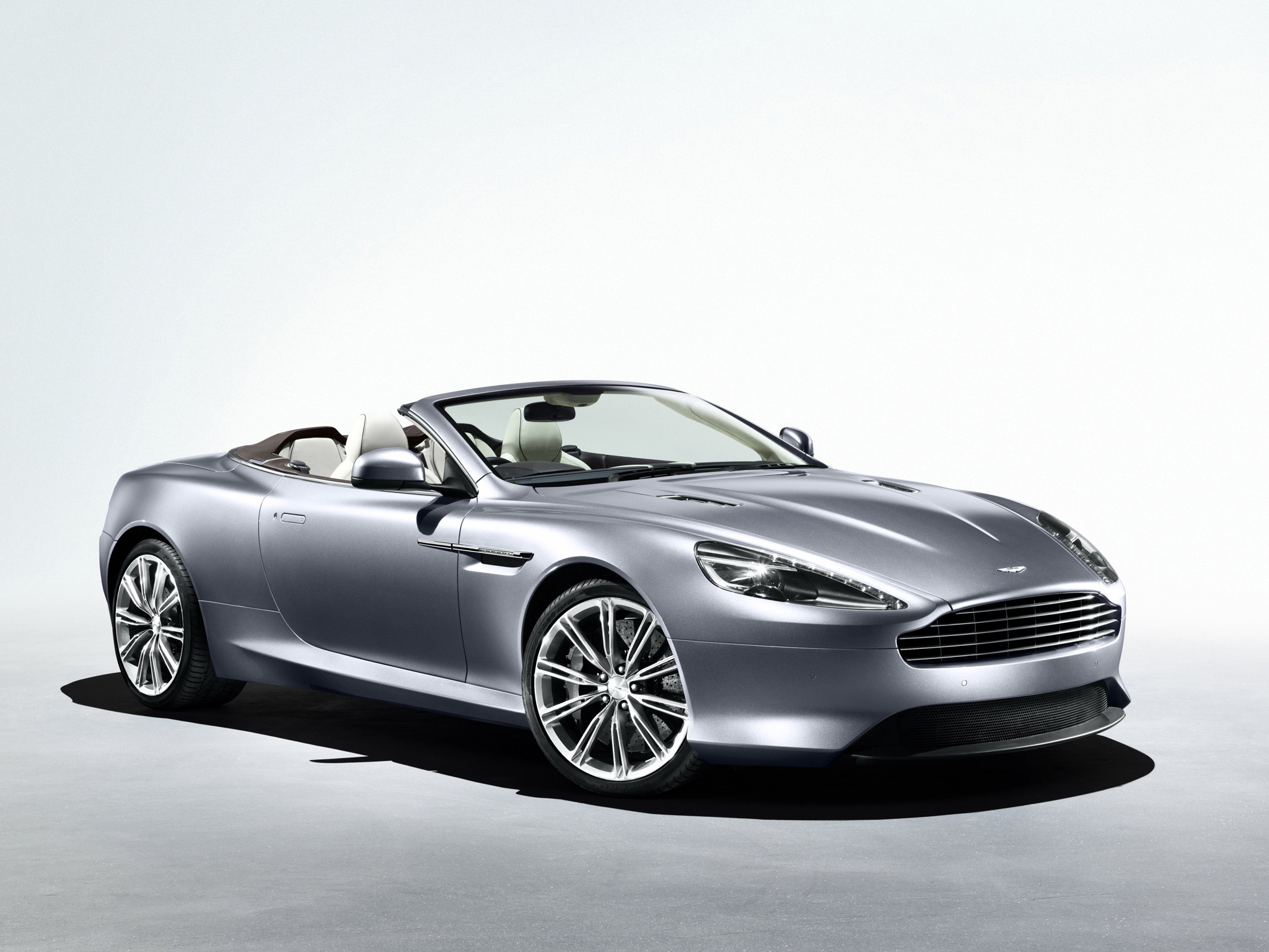 Завантажити шпалери Aston Martin Virage на телефон безкоштовно
