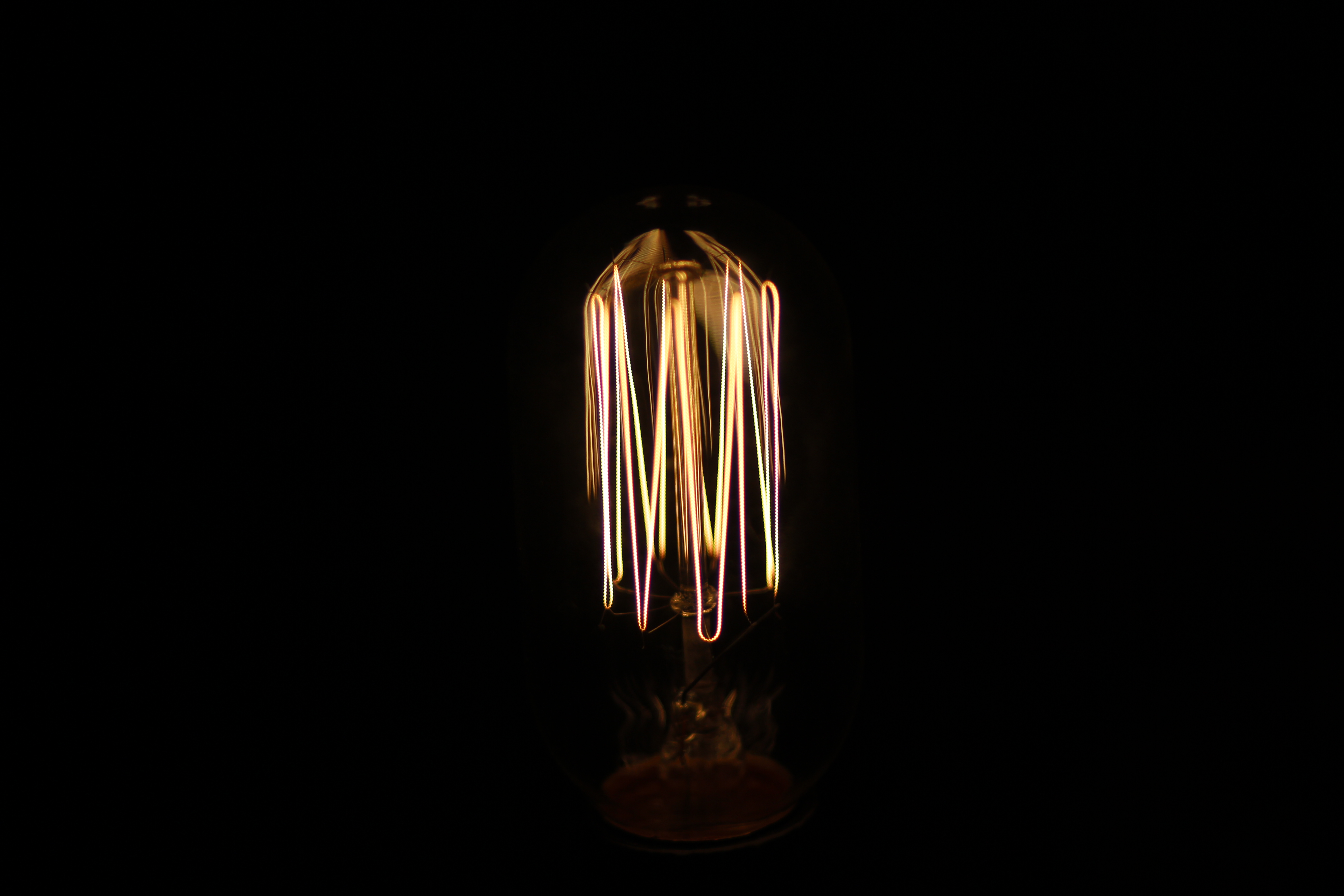Free download wallpaper Shine, Light, Miscellanea, Miscellaneous, Light Bulb, Lamp, Electricity on your PC desktop