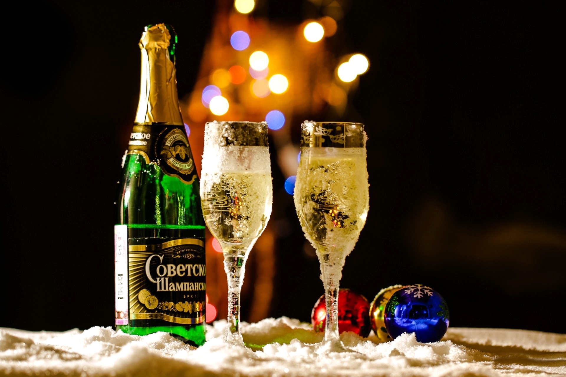 champagne, bauble, food, christmas, decoration, glass, ligths, snow