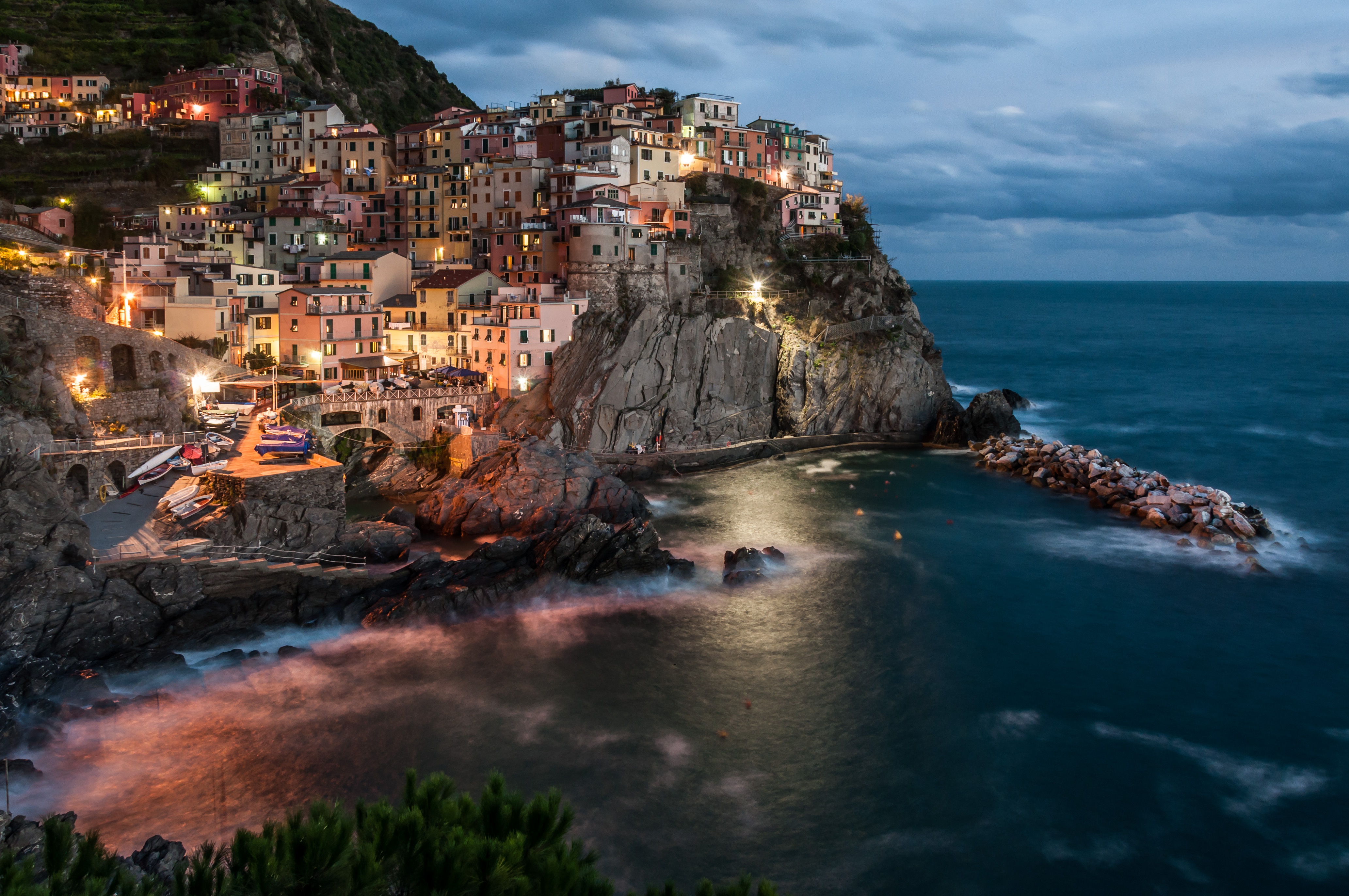Download mobile wallpaper Sea, Italy, Manarola, Cinque Terre, Man Made, Towns for free.