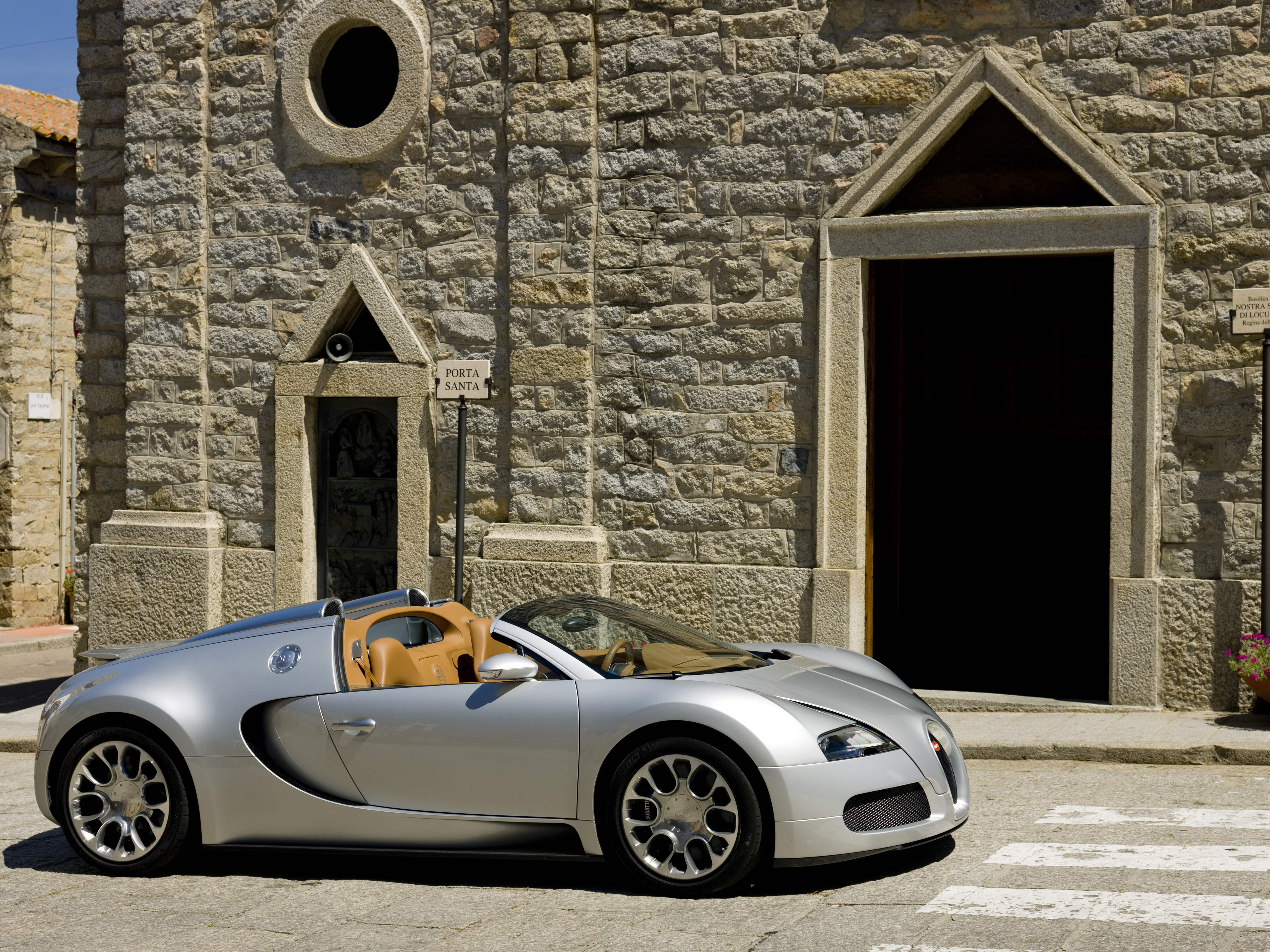 Download mobile wallpaper Bugatti, Car, Supercar, Bugatti Veyron, Vehicles, Silver Car for free.