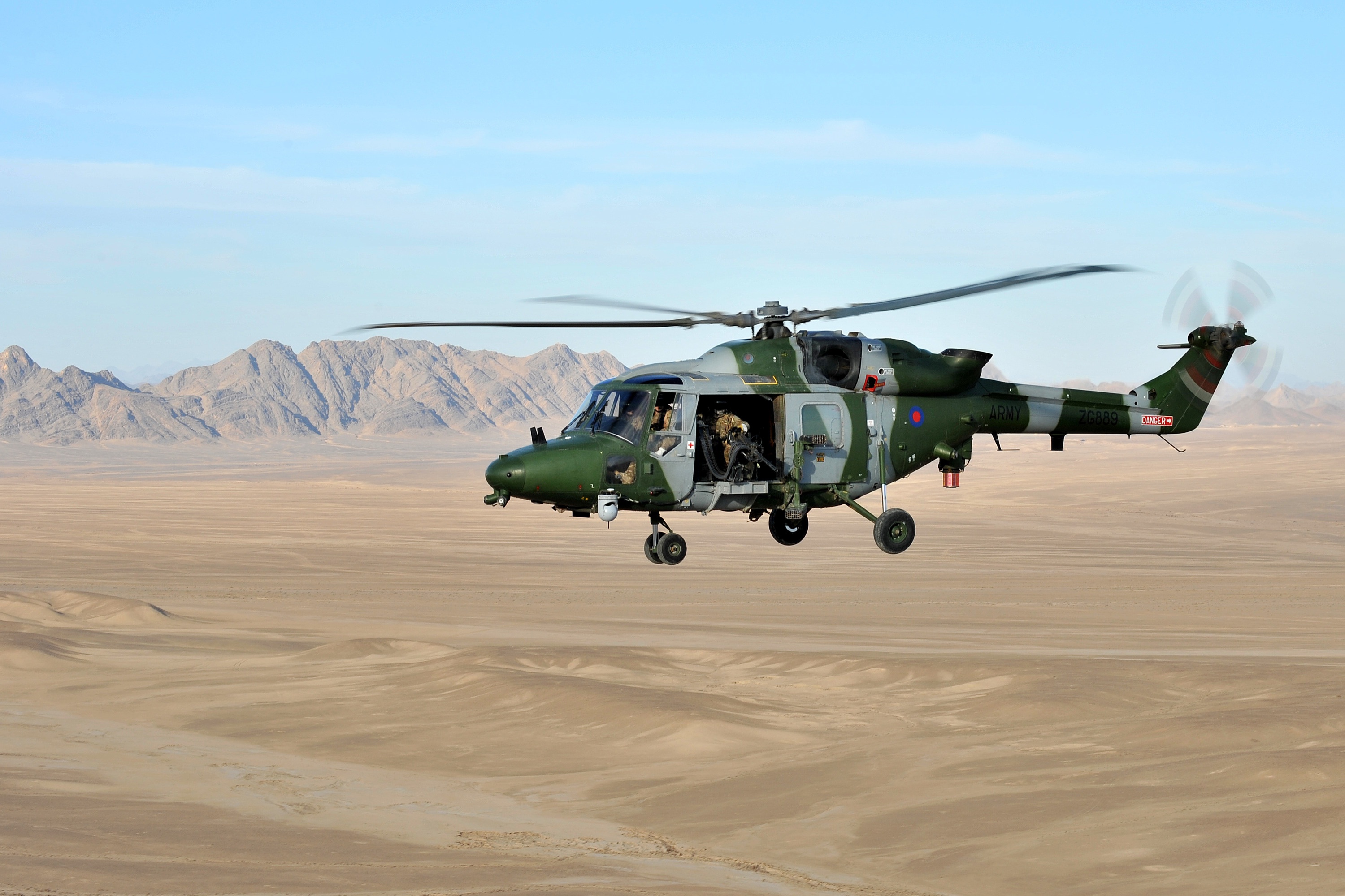 Download mobile wallpaper Helicopter, Aircraft, Military, Westland Lynx, Military Helicopters for free.