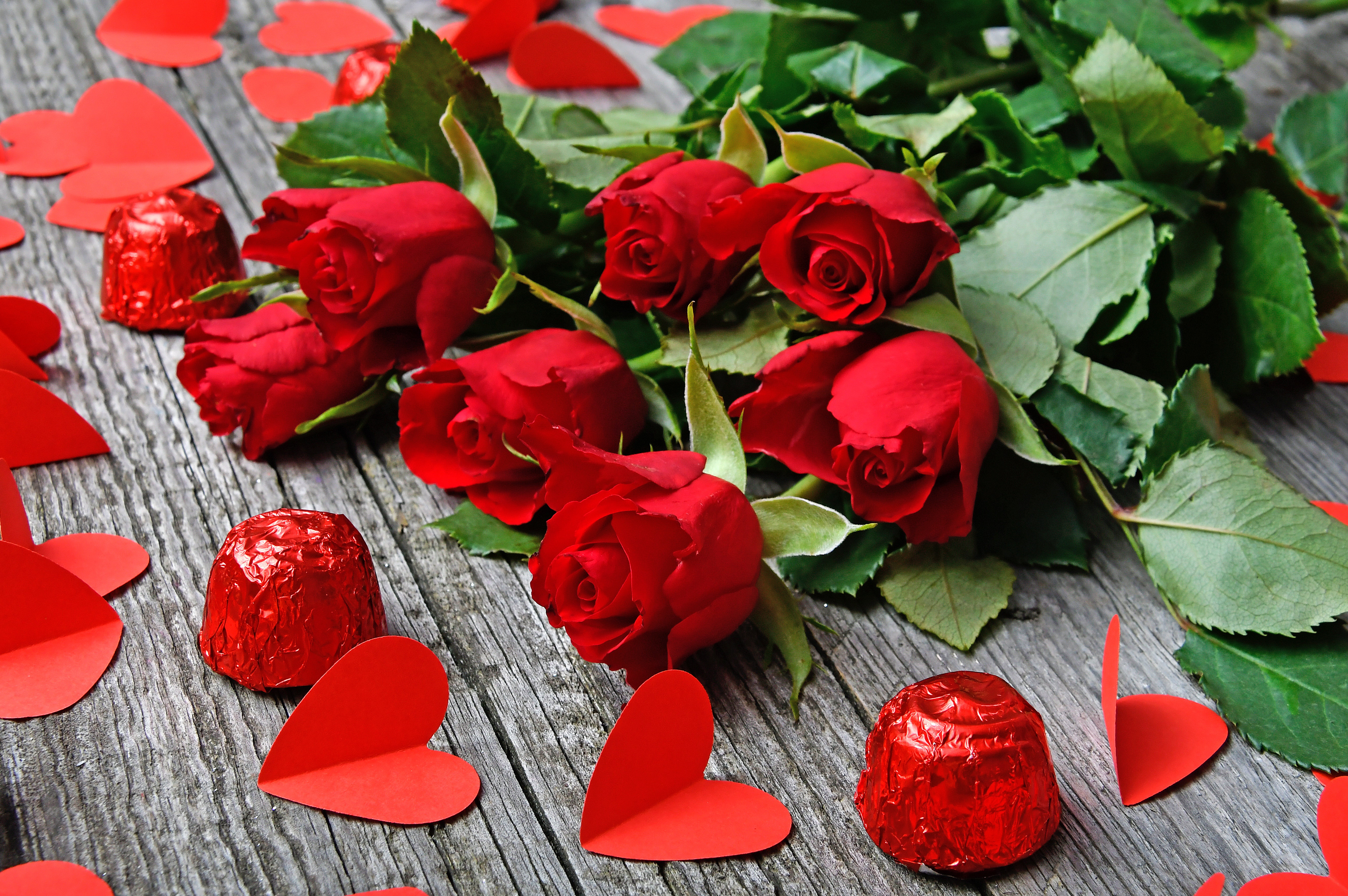 Завантажити шпалери безкоштовно День Святого Валентина, Натюрморт, Роза, Свято, Серце, Червона Квітка картинка на робочий стіл ПК
