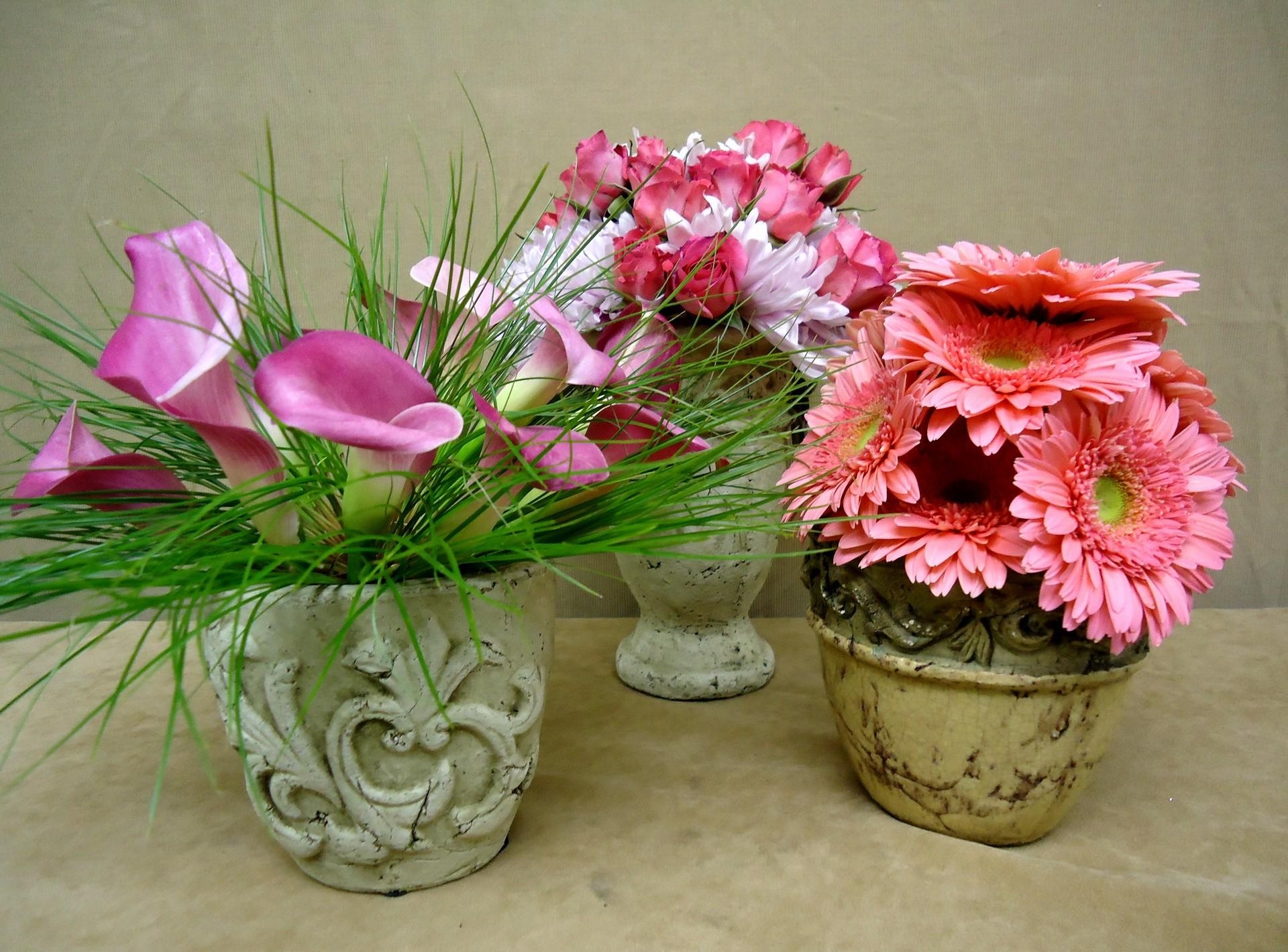 129415 завантажити шпалери квіти, рози, букети, гербери, калла, кали, вази - заставки і картинки безкоштовно