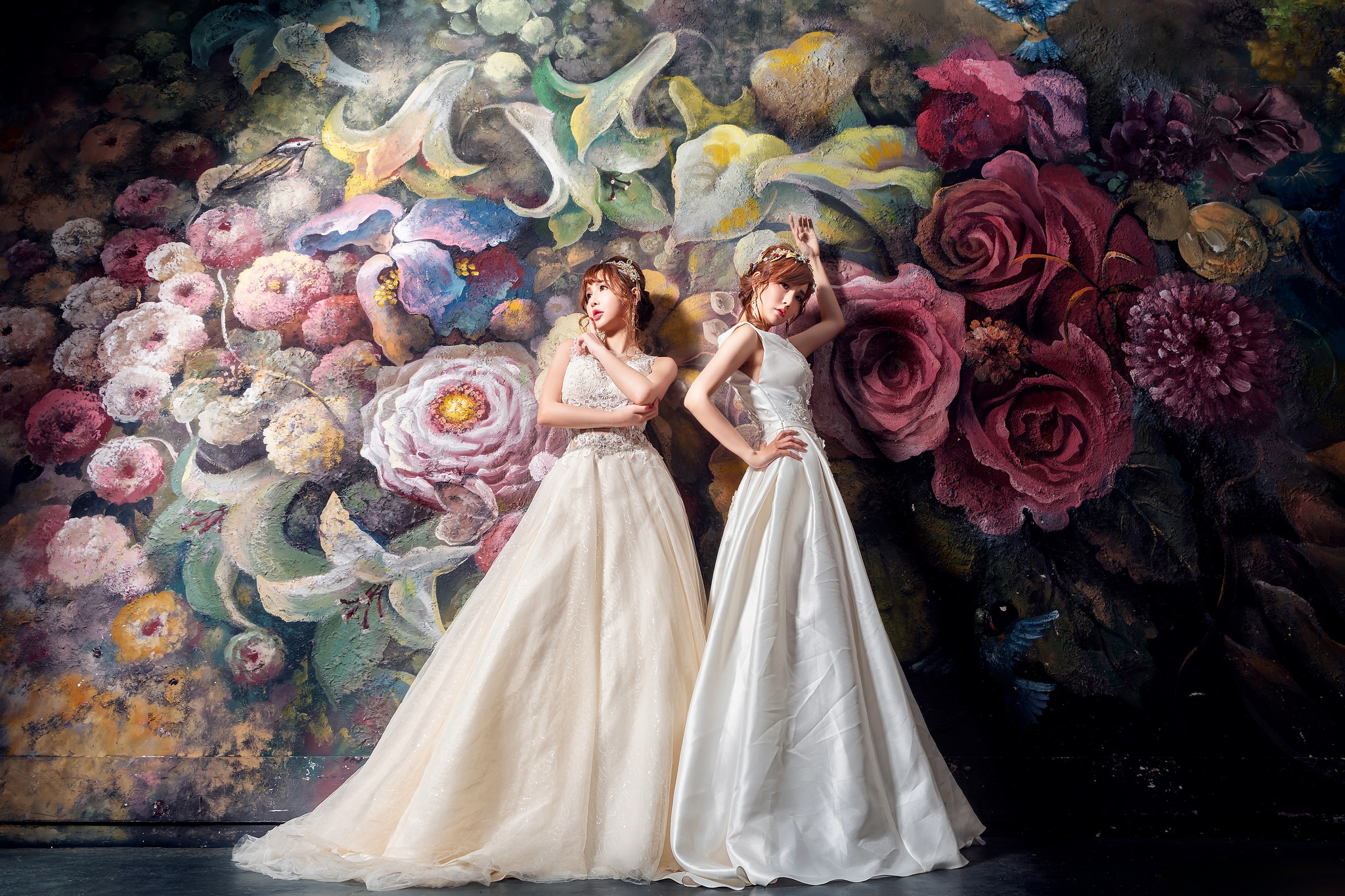 Handy-Wallpaper Braut, Modell, Frauen, Hochzeitskleid, Asiatinnen, Weißes Kleid kostenlos herunterladen.