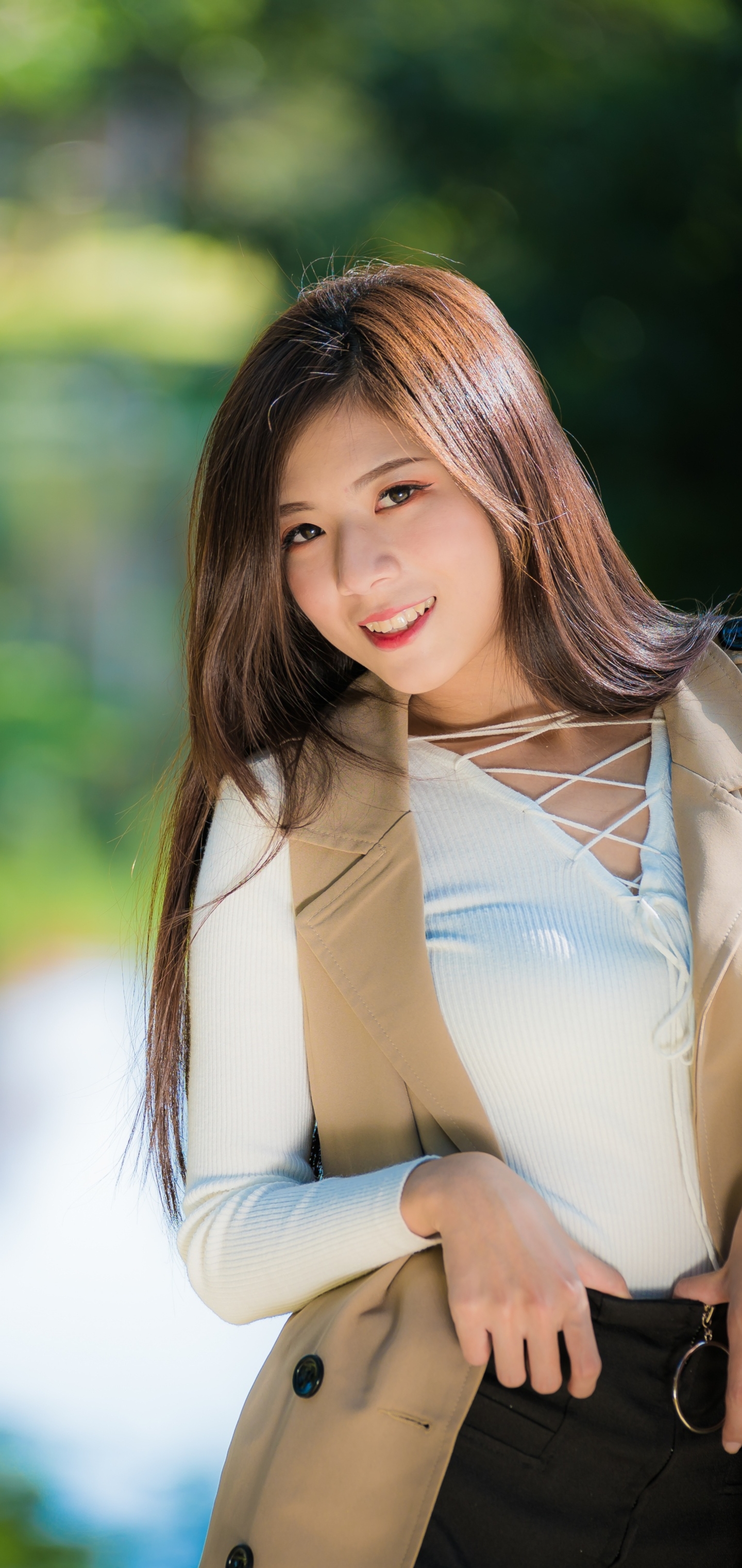 Download mobile wallpaper Smile, Brunette, Model, Women, Asian, Depth Of Field for free.