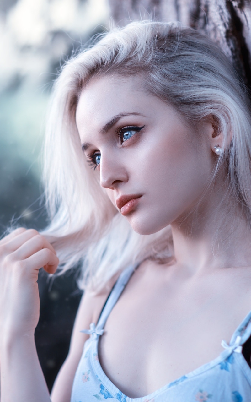 Download mobile wallpaper Mood, Blonde, Model, Women, Blue Eyes for free.