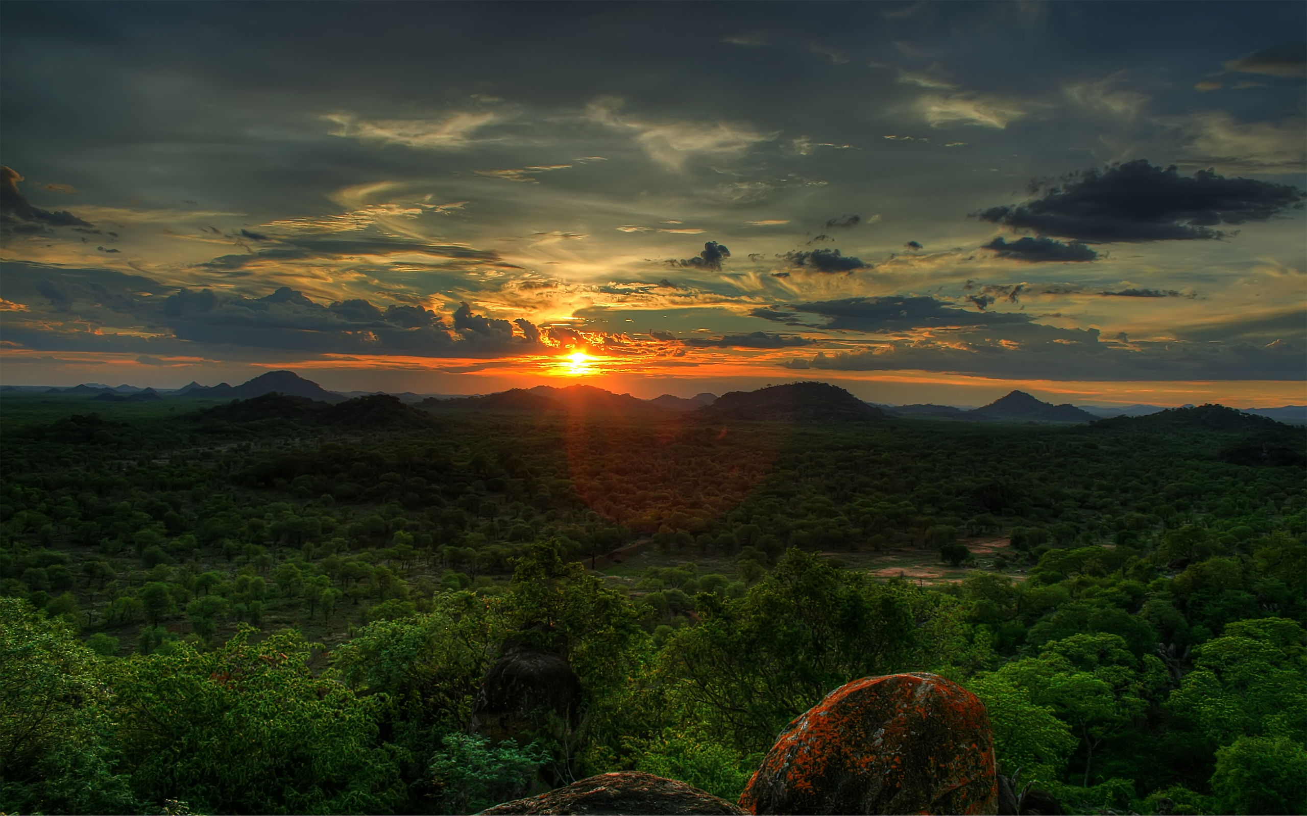 166002 Bild herunterladen afrika, erde/natur, sonnenuntergang, grün, gebirge, tal, zimbabwe - Hintergrundbilder und Bildschirmschoner kostenlos