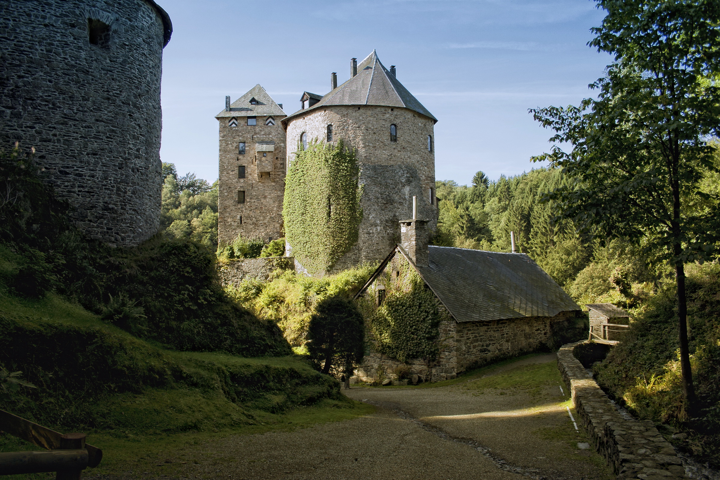 Descarga gratuita de fondo de pantalla para móvil de Hecho Por El Hombre, Castillo, Castillos.